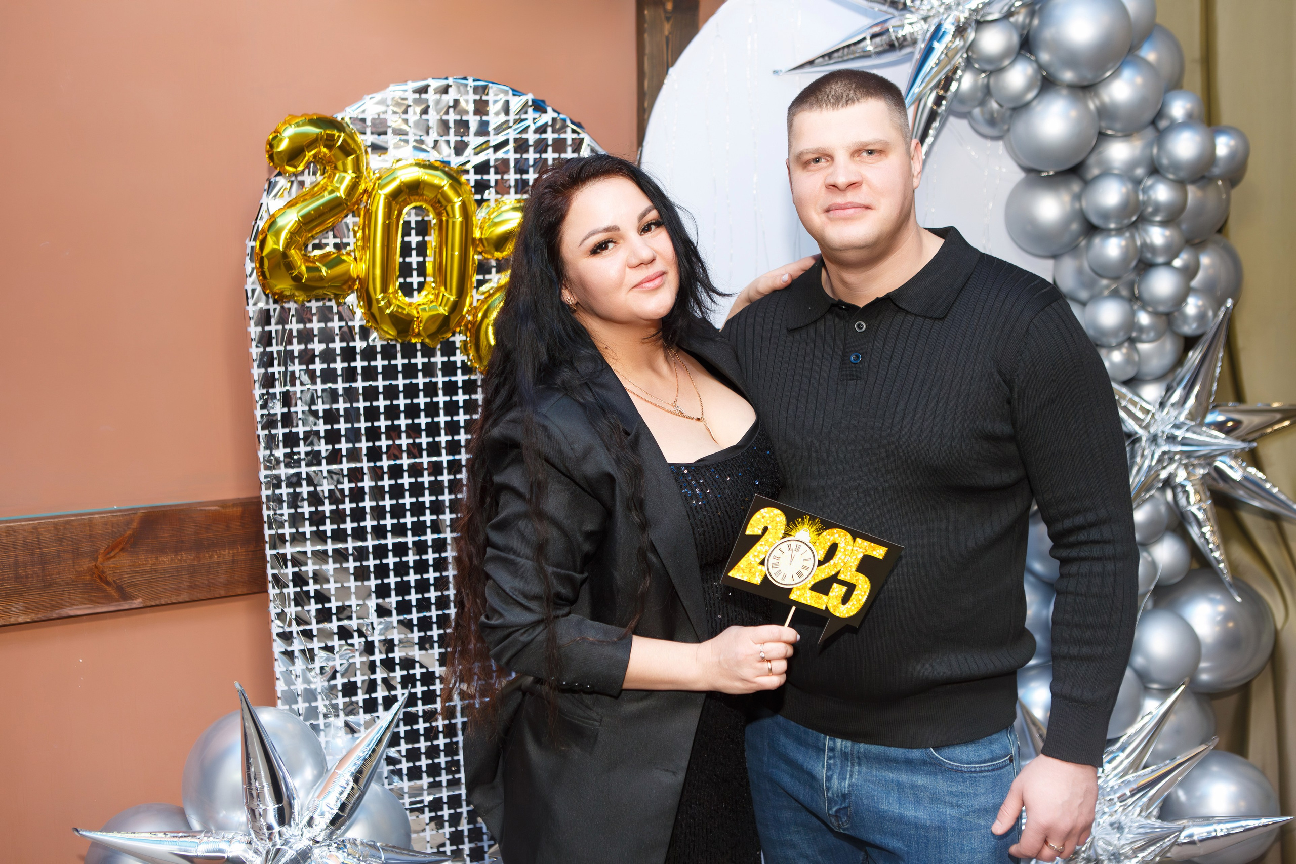 КОРПОРАТИВ 20.12.24 (кафе — АТМОСФЕРА). Профессиональный фотограф в Мценске и Орловской области