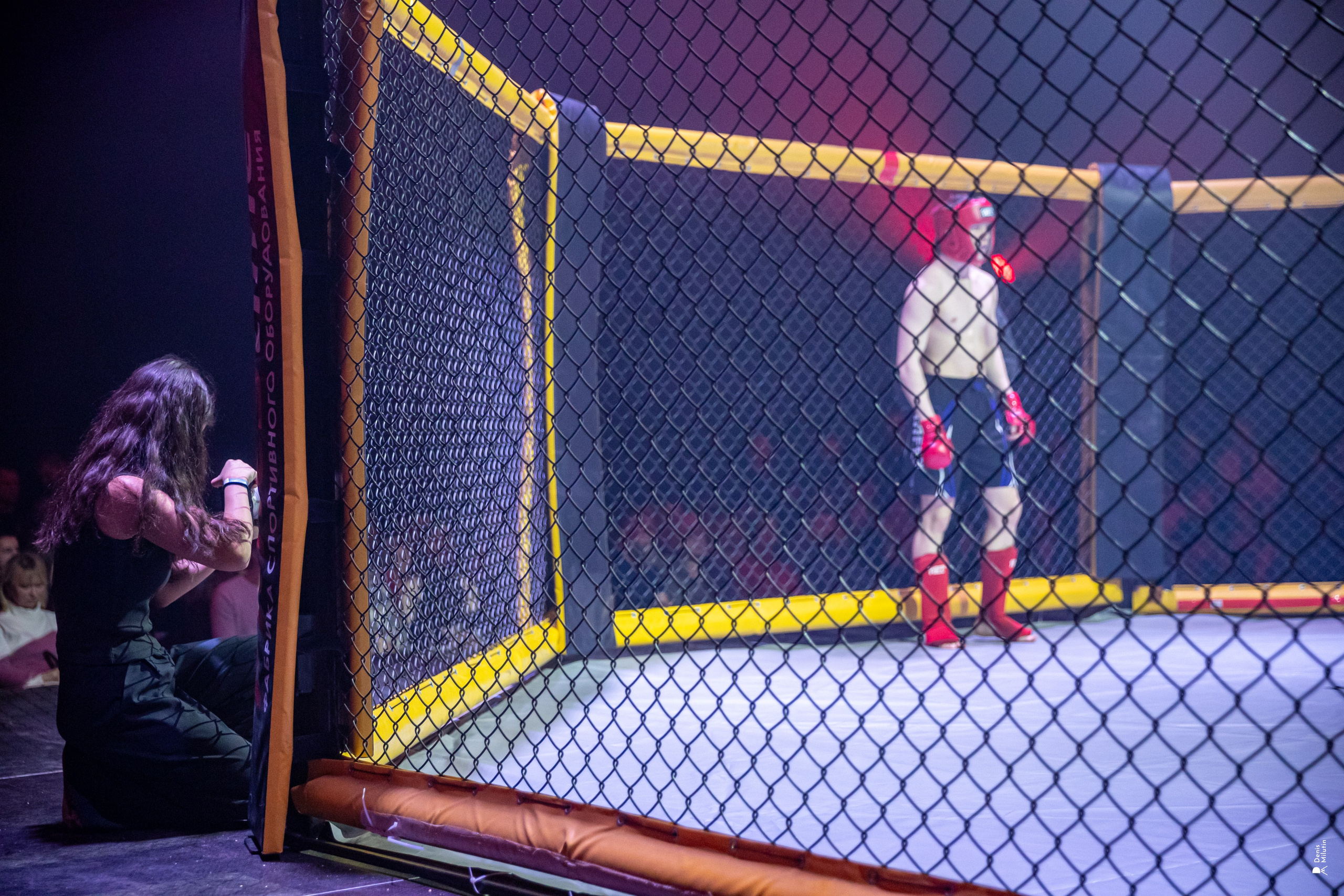 Бои в клетке «Северный Воин». Портретный фотограф Денис Милютин