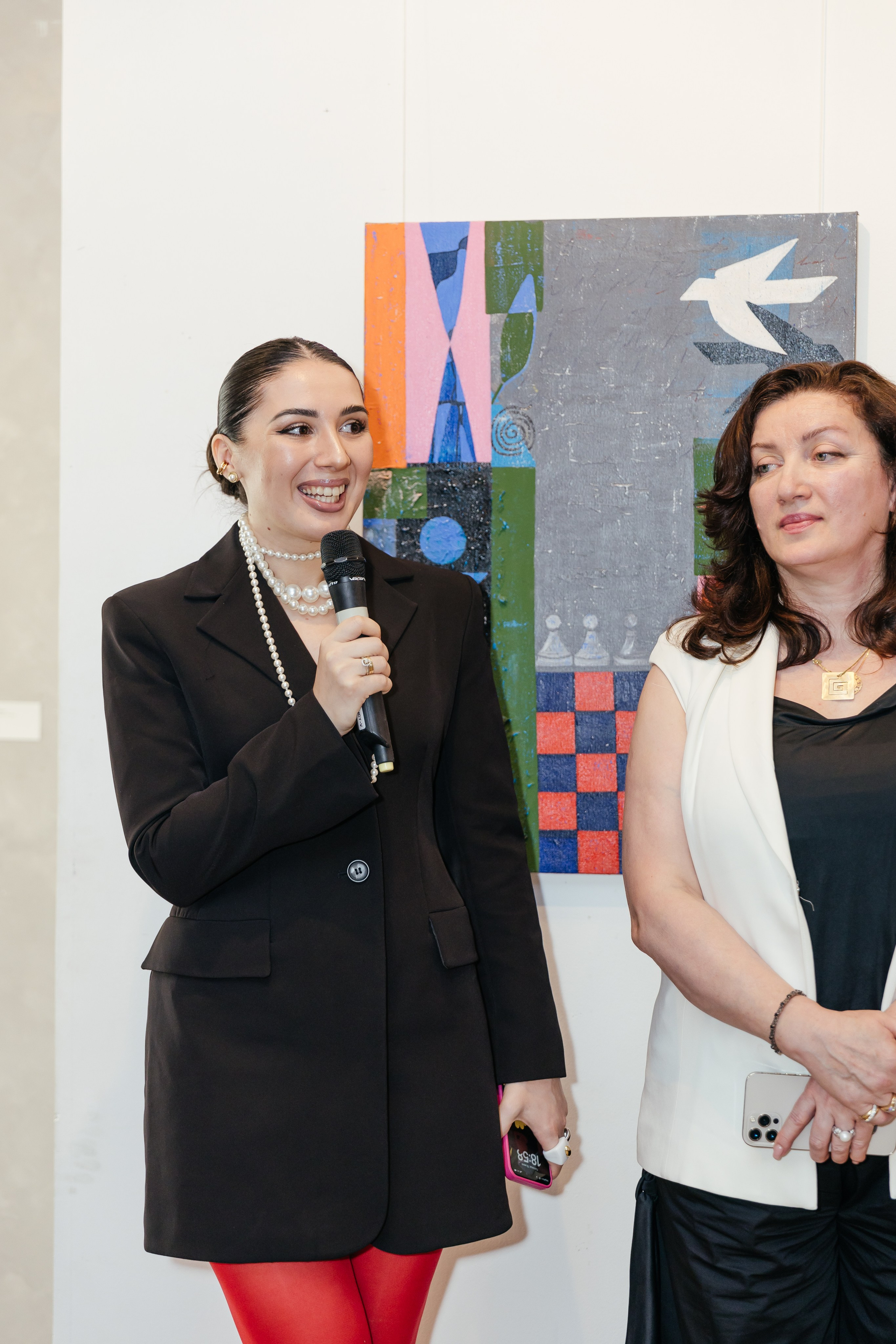 Выставка Лиры Алборовой «Цвет — это я». Свадебный и репортажный фотограф в Санкт-Петербурге Николай Голованов