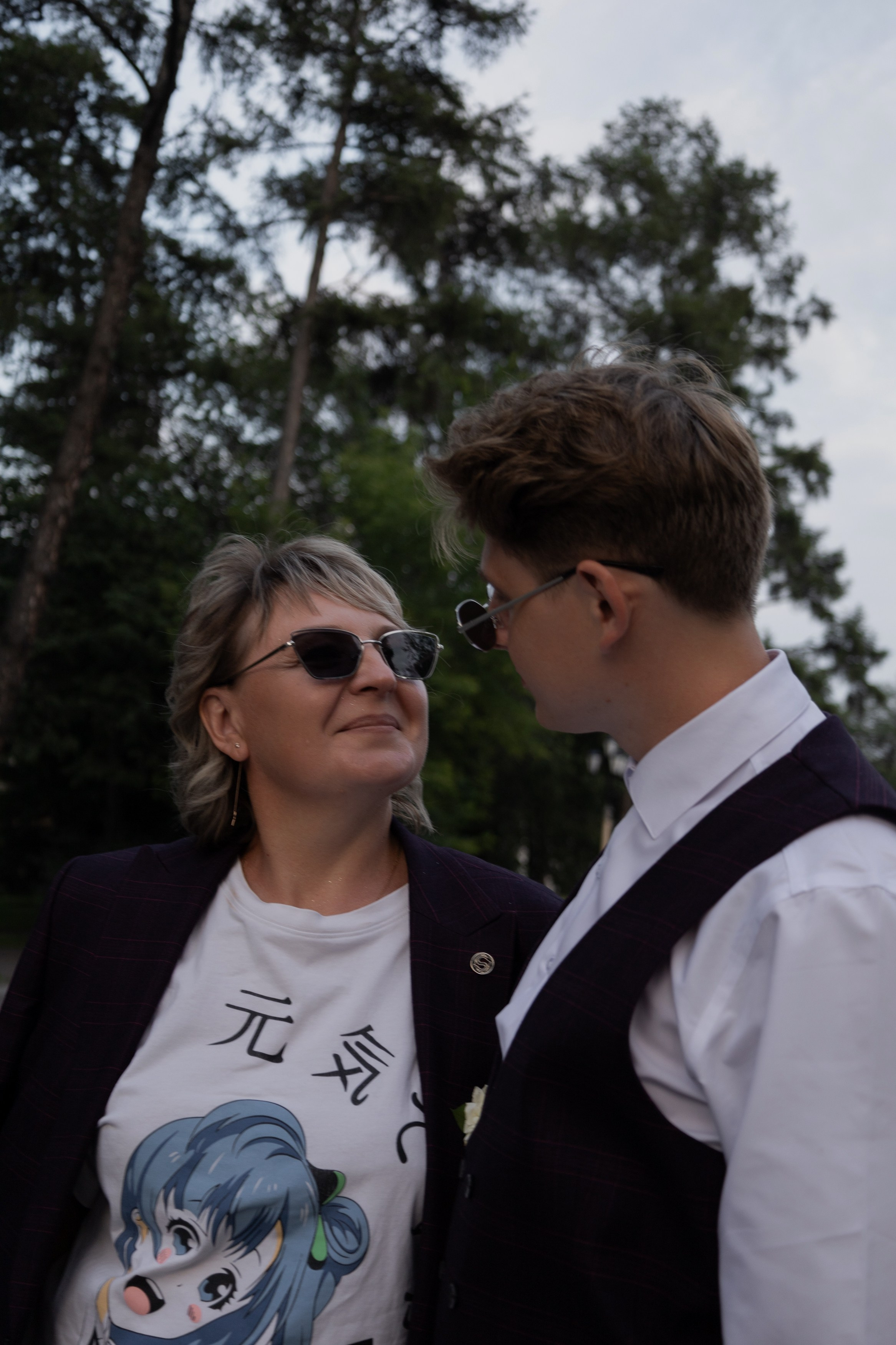 Владислав и Юлия Вечерняя прогулка по городу. Свадебный Фотограф в Иркутске Екатерина Елисеева