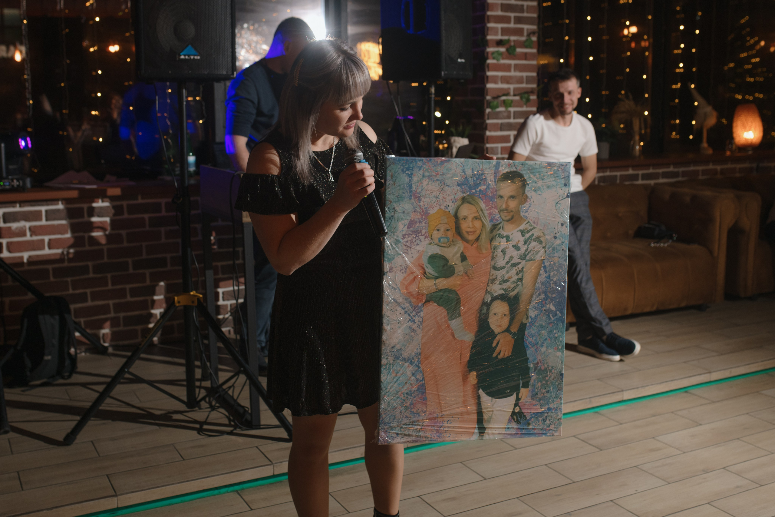 День рождения Томы — Let`s Talk Bar. Свадебный фотограф Екатеринбург/Челябинск — Любовь Волохова