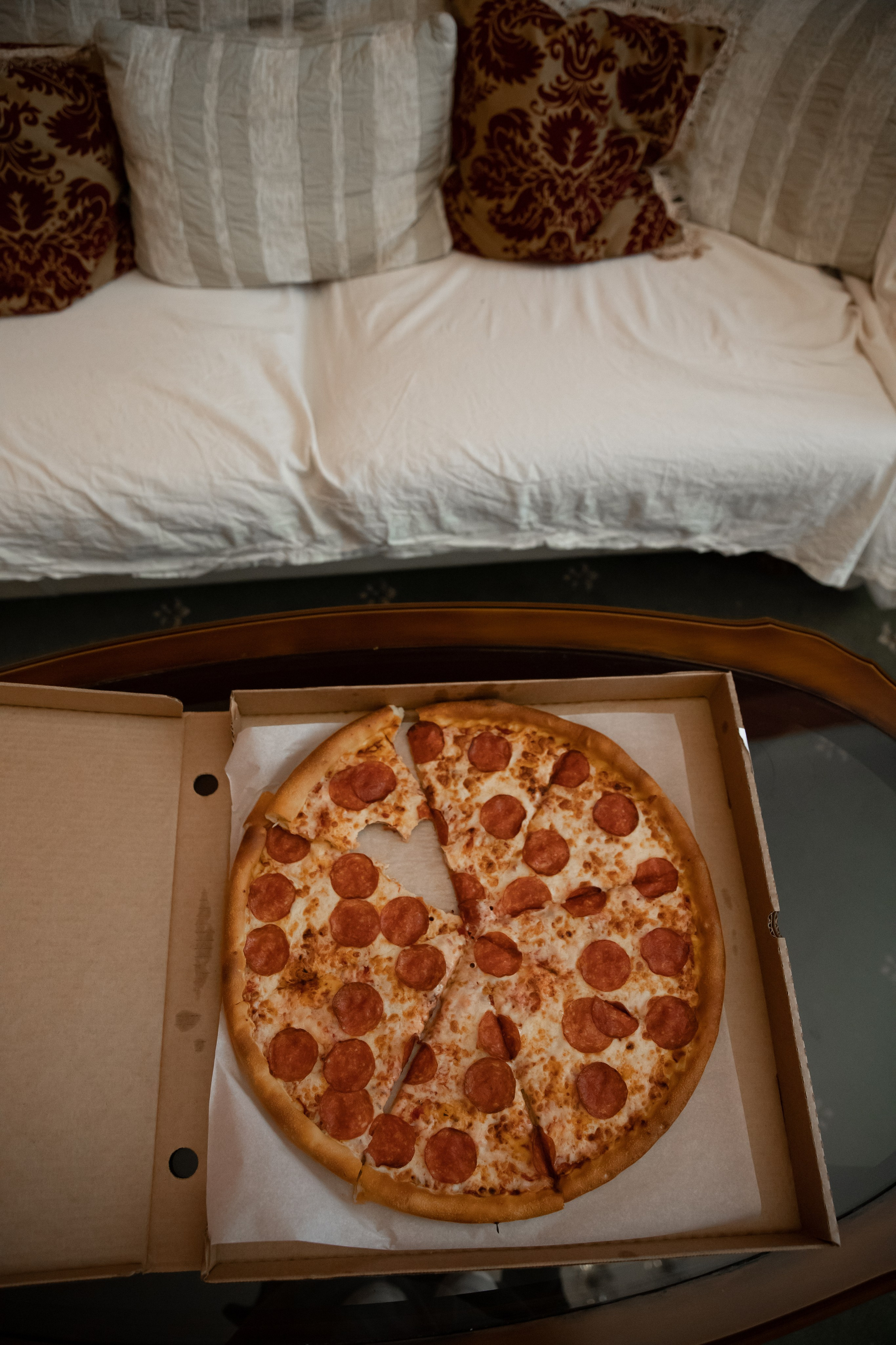 Love Story в отеле. Иван и Диана. Свадебный фотограф Бакрымова Валентина