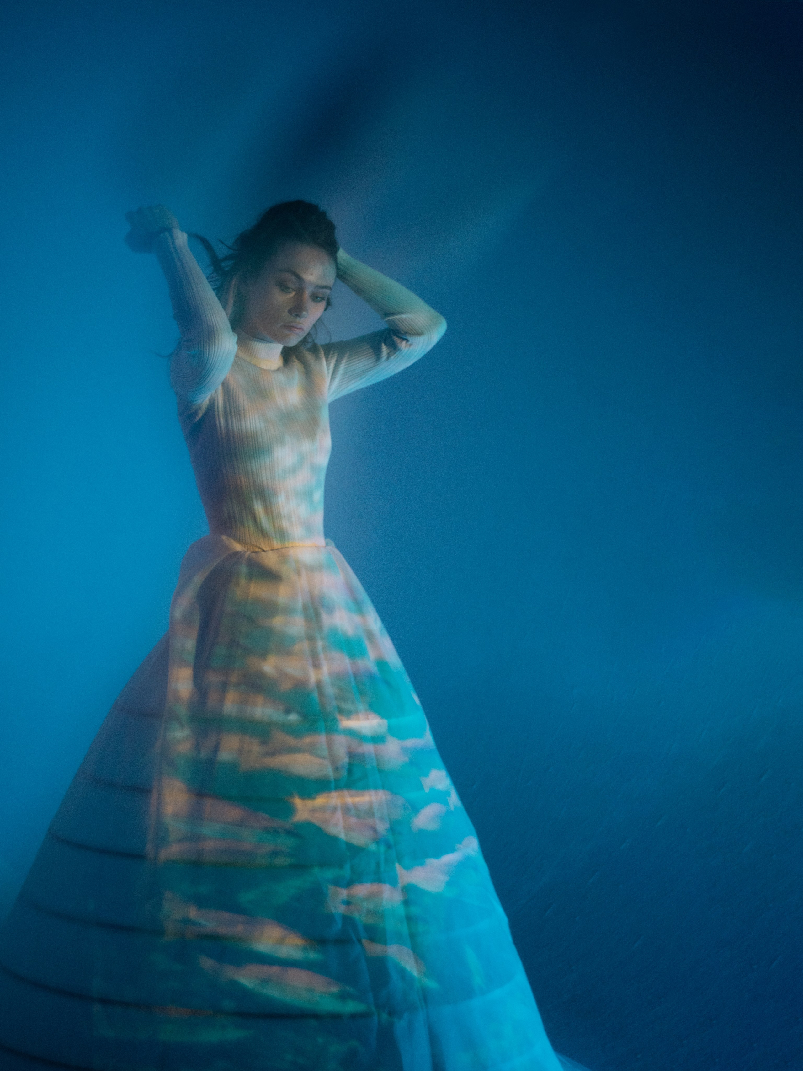 Портретная фотосессия с проектором в студии в Санкт-Петербурге. Светлана Гопанюк. Портретный фотограф. Санкт-Петербург. СПб