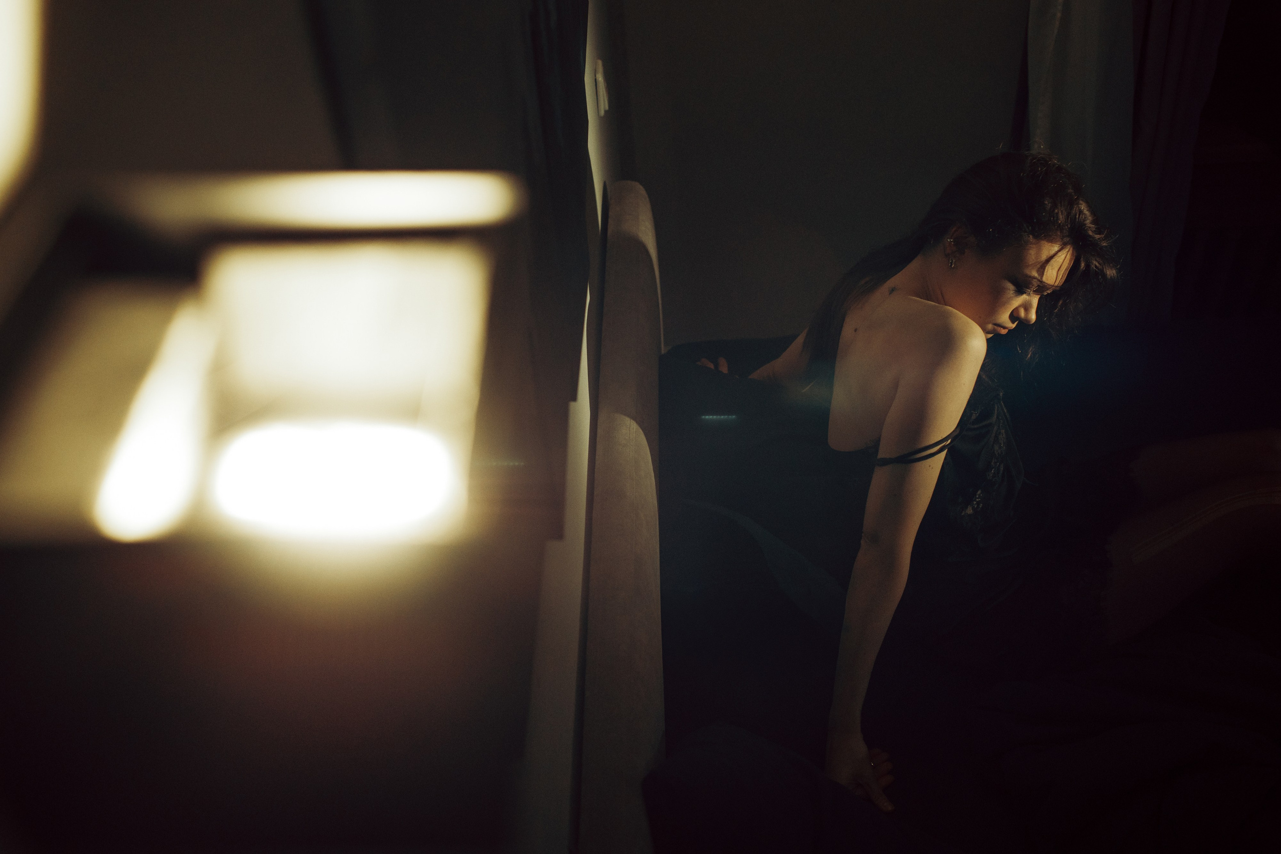 Излом. Портретный фотограф Лакшин Денис. Истории через фотографию