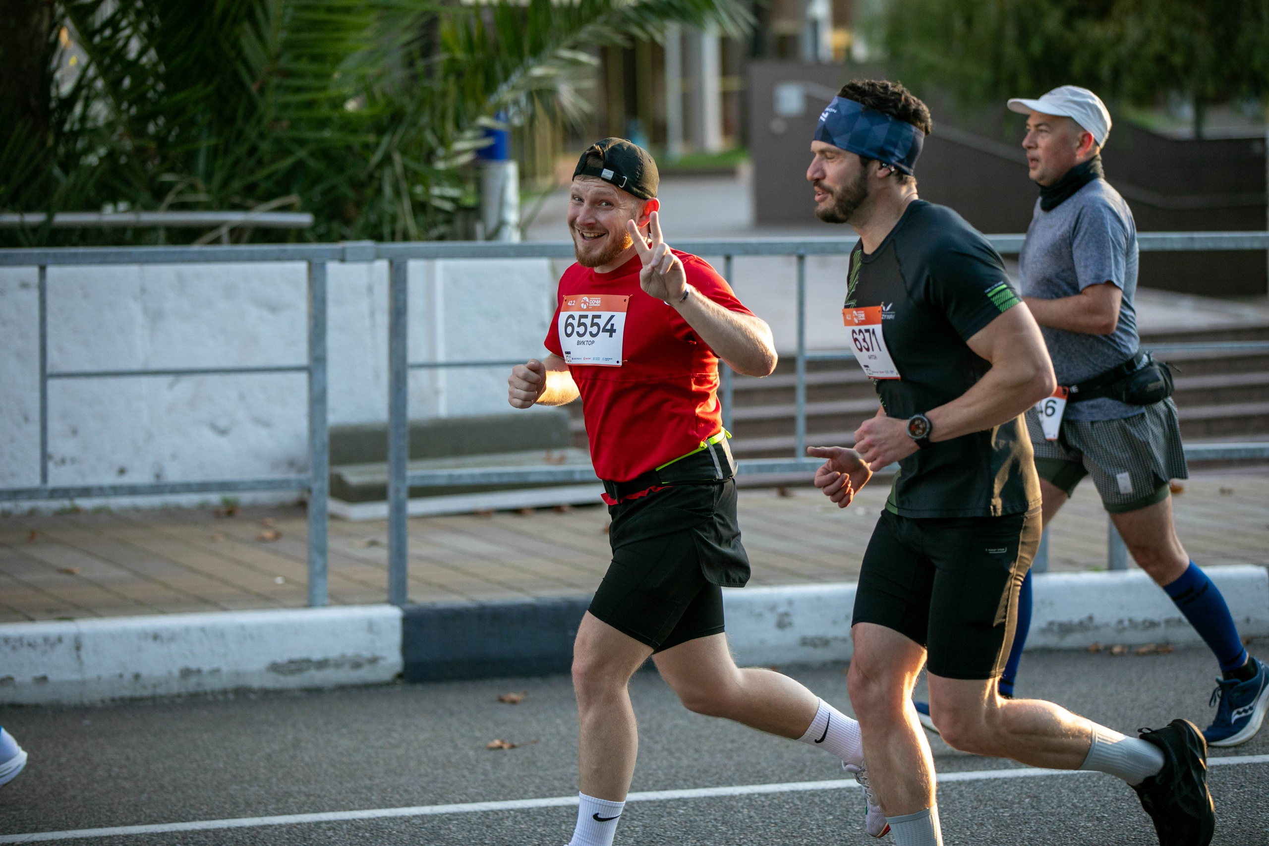 Сочи Марафон по бегу — 2025.11.03. Фотограф из Сочи Регина Труфанова