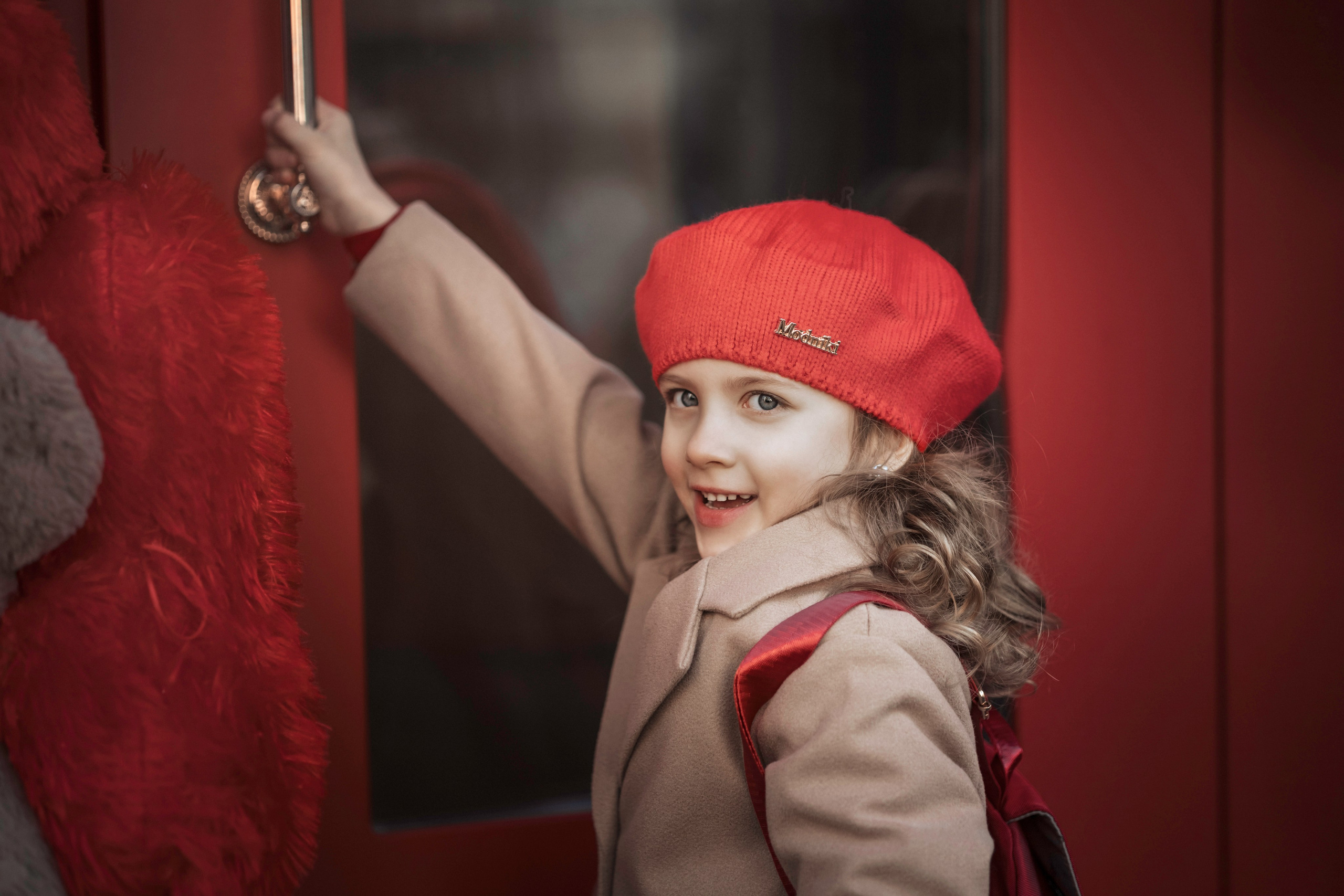 Зимняя прогулка с фотосессией по украшенному центру Москвы для мамы и дочки. Фотограф в Москве Мухина Ирина