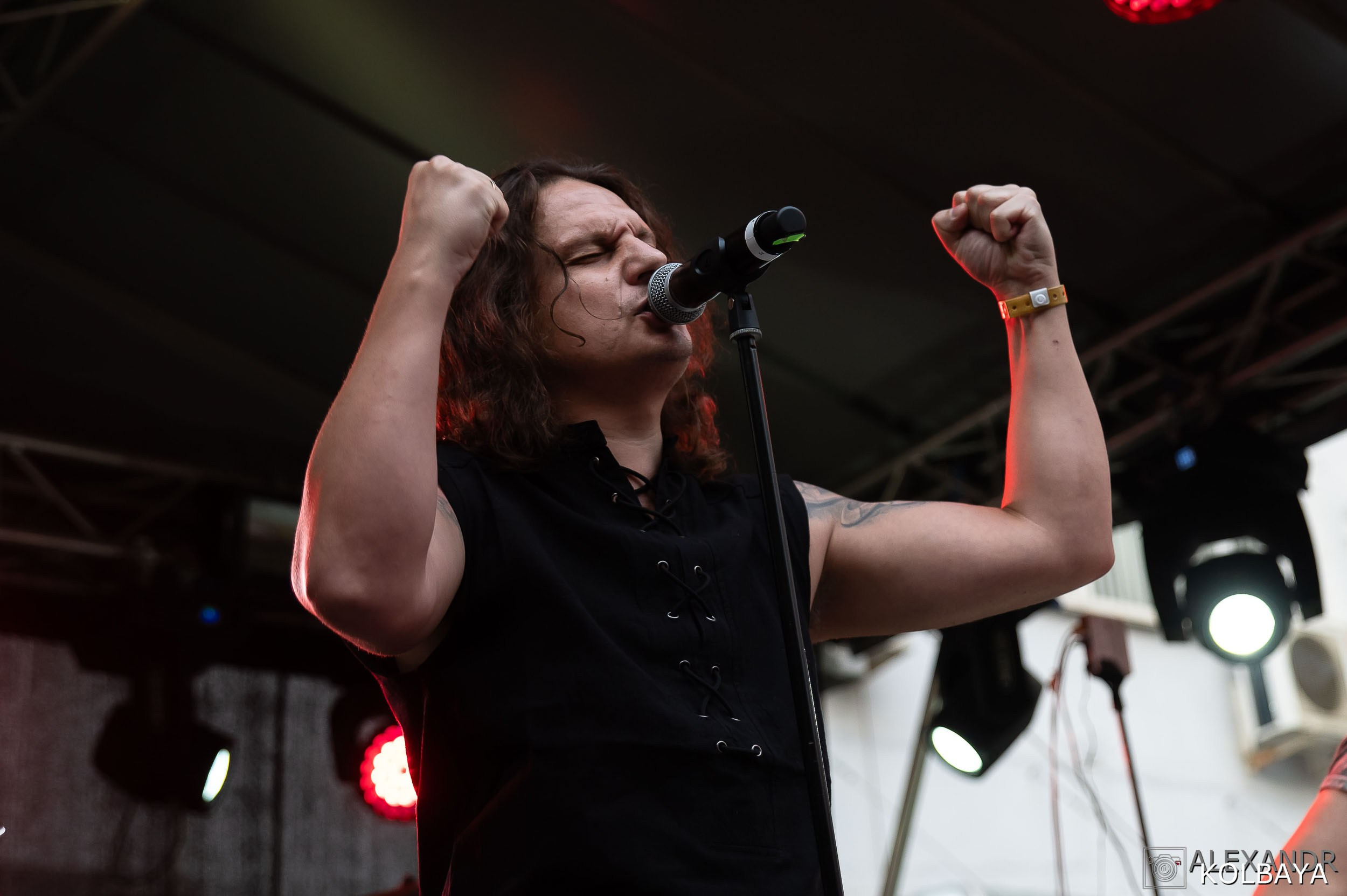Фоторепортаж с мэшап концерта группы Черный Обелиск 4 июля 2024 года. Концертный и театральный репортажный фотограф в Москве Александр Колбая