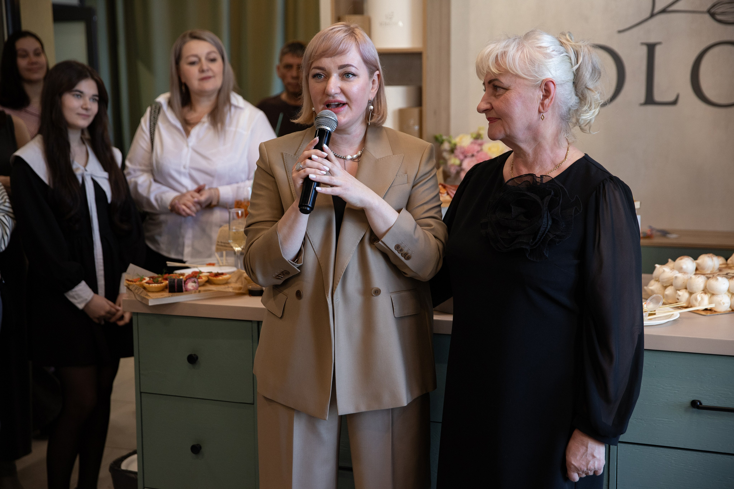 Открытие цветочного магазина SOLOMA. Свадебный фотограф Иркутск, репортажный фотограф Иркутск