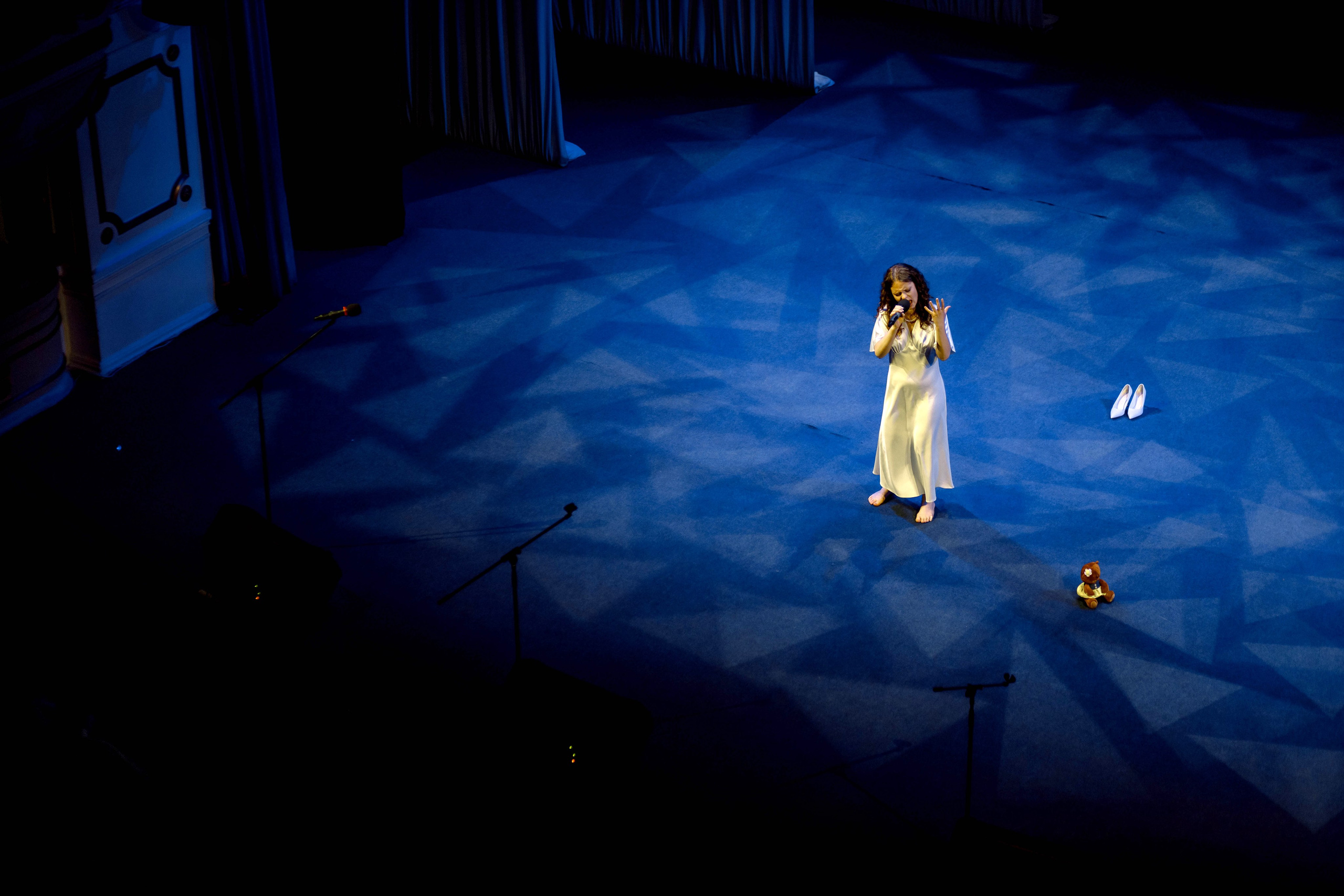 Гимназия 25 — последний звонок (Драм Театр). Свадебный фотограф Иркутск, репортажный фотограф Иркутск