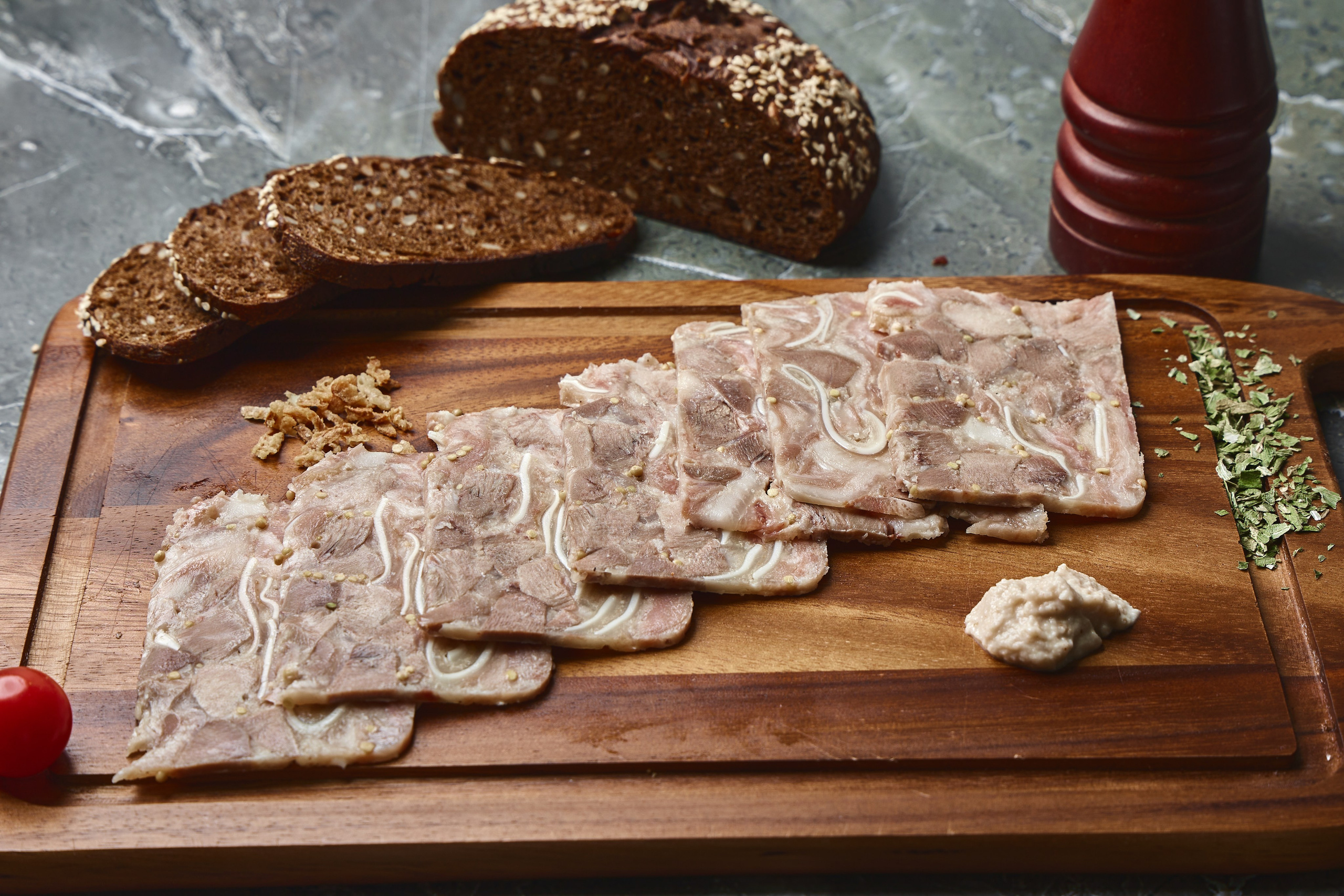 Про Мясо. Фотограф в Южно-Сахалинске Вадим Бороненков