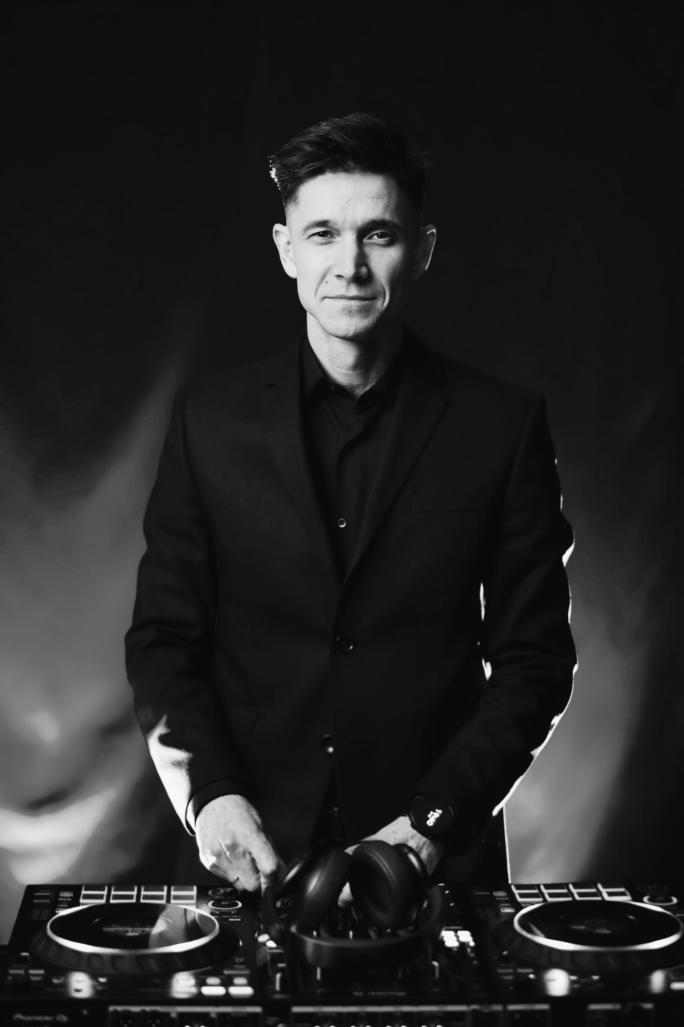 БЭКСТЕЙДЖ СТУДИЯ 12.7. Репортажный фотограф Анапа