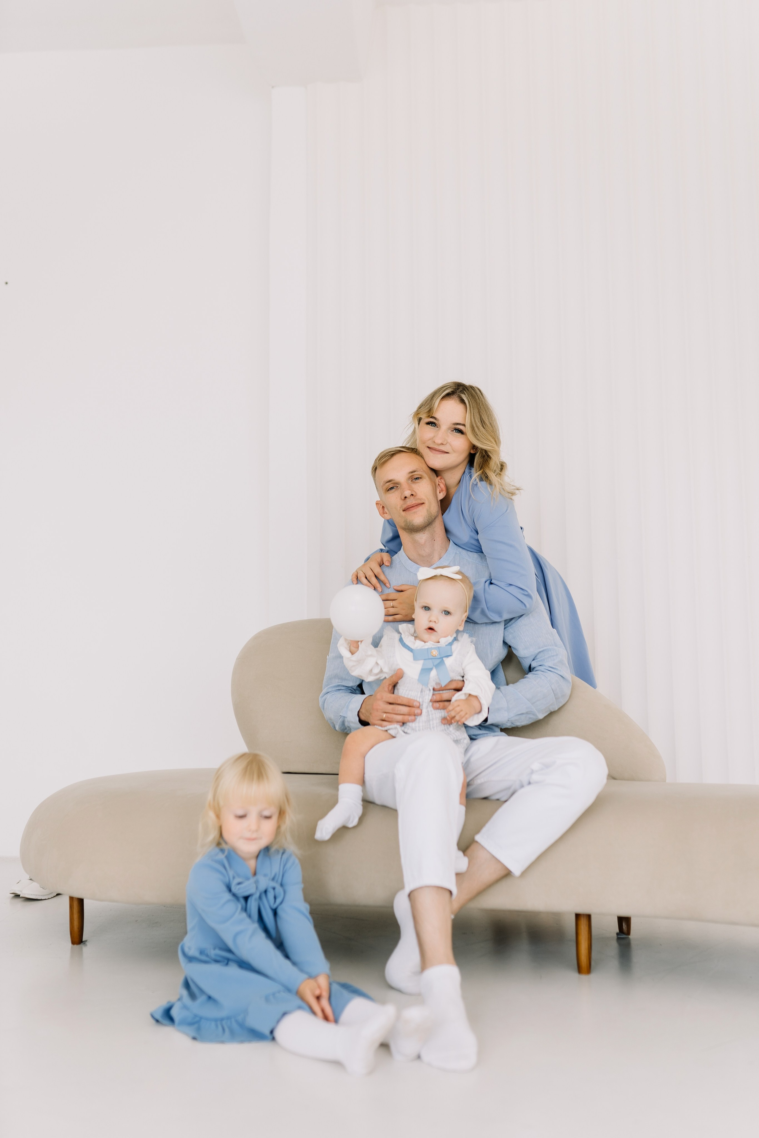 Николь 1 годик