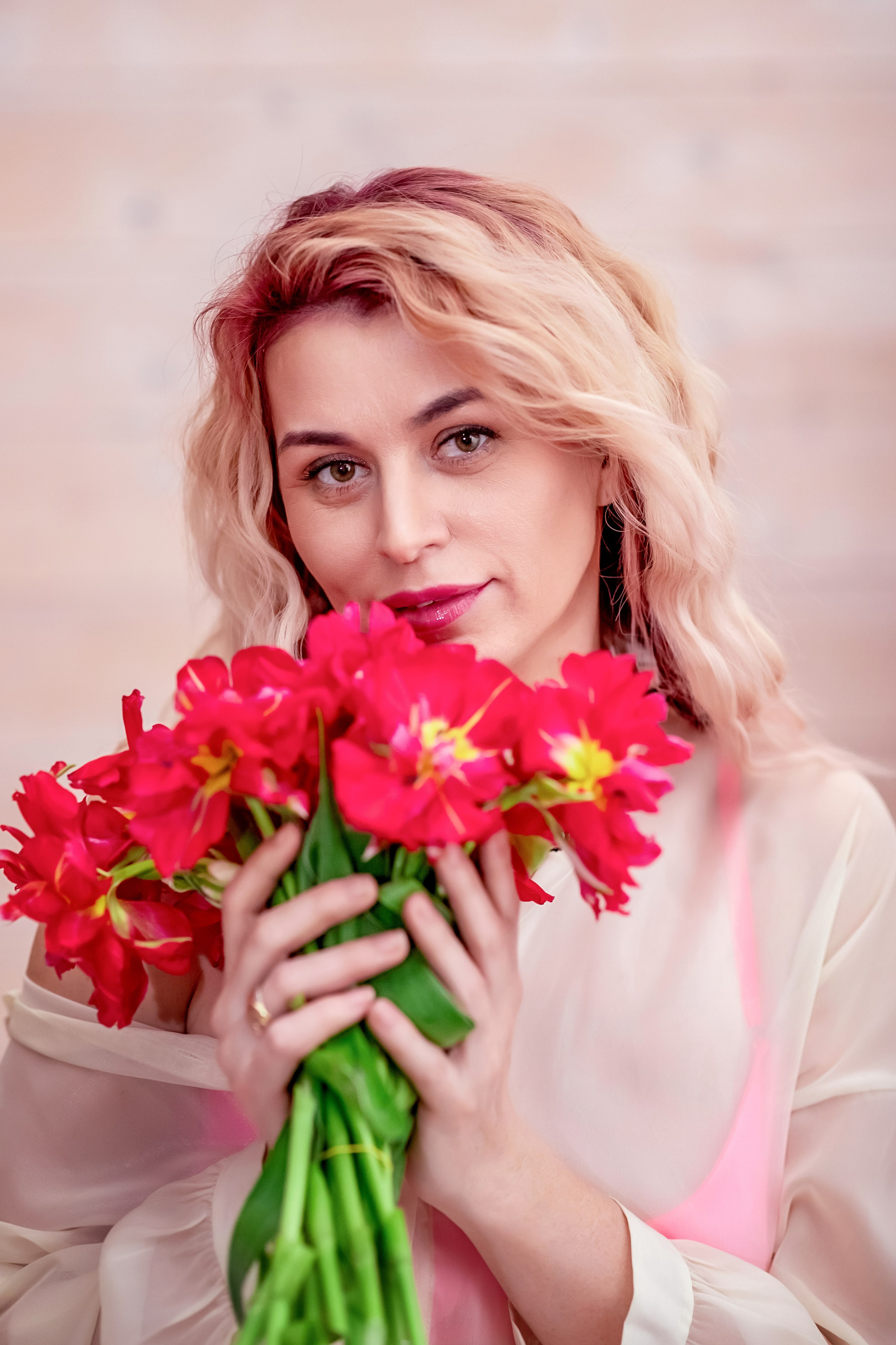 Фотопроект женский «Весна, цветы и Ты». Фотограф Алина Лебедь