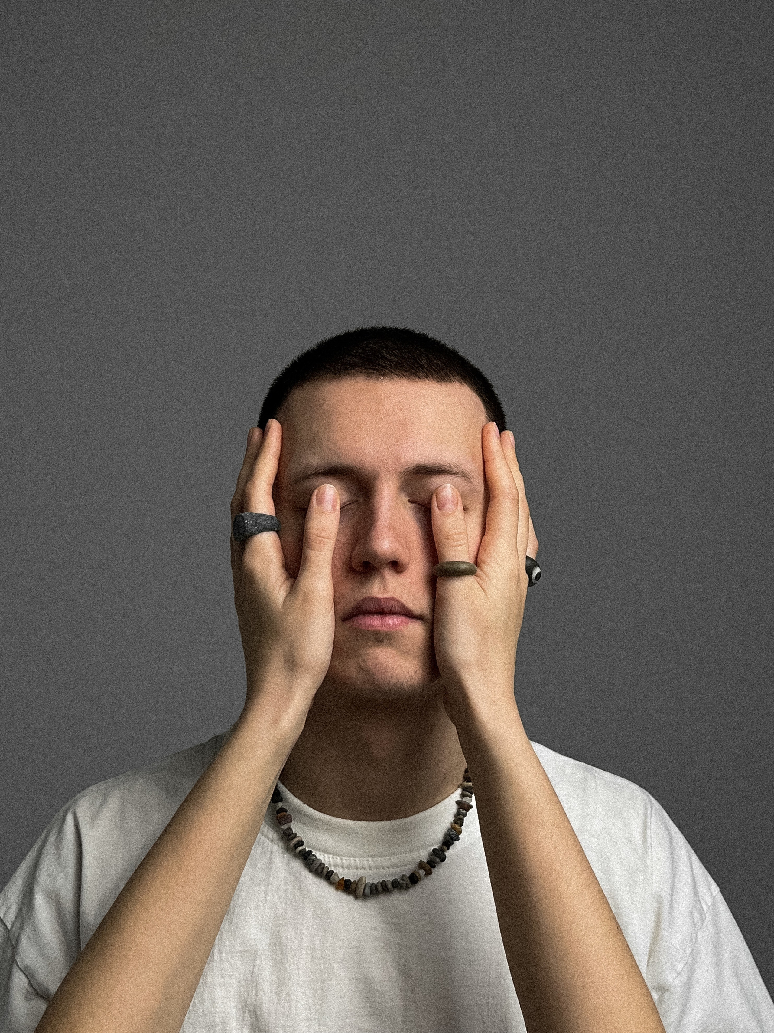 Украшения. Предметный фотограф в Грузии