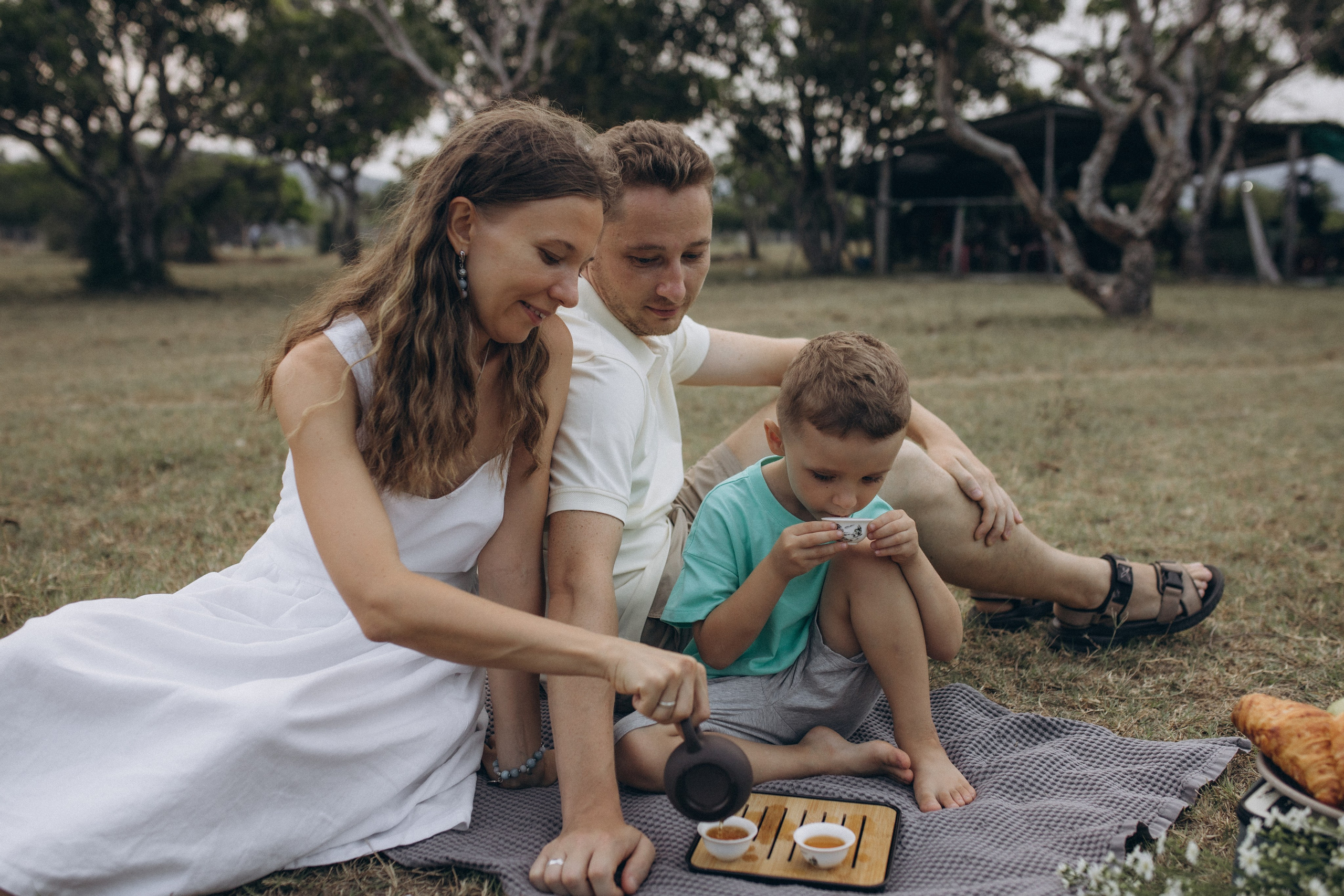 Семья Пискаревых в манго саду.Нячанг. Главная