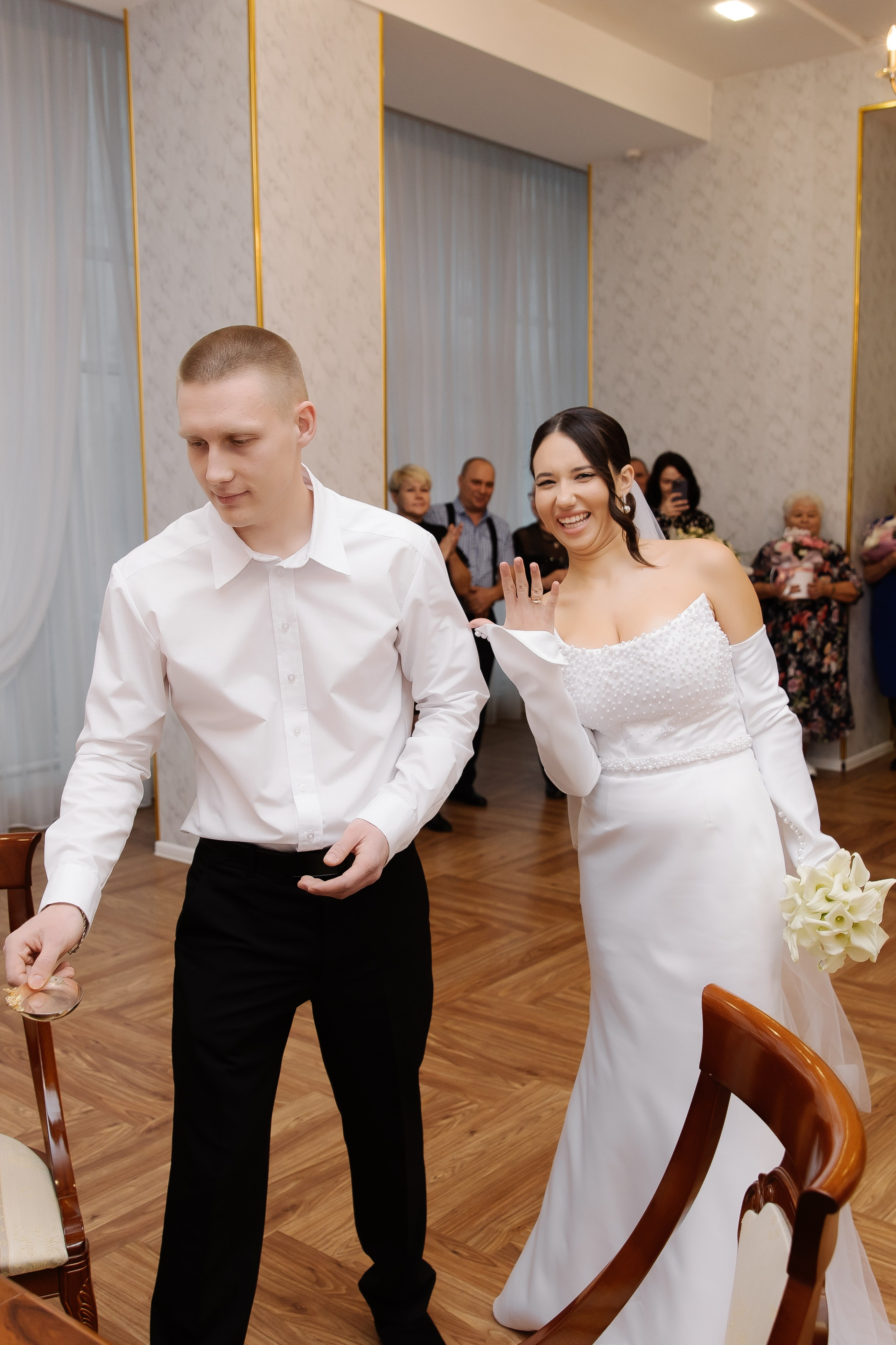 ЗАГС Металлургического района. СВАДЕБНЫЙ ФОТОГРАФ ЧЕЛЯБИНСК