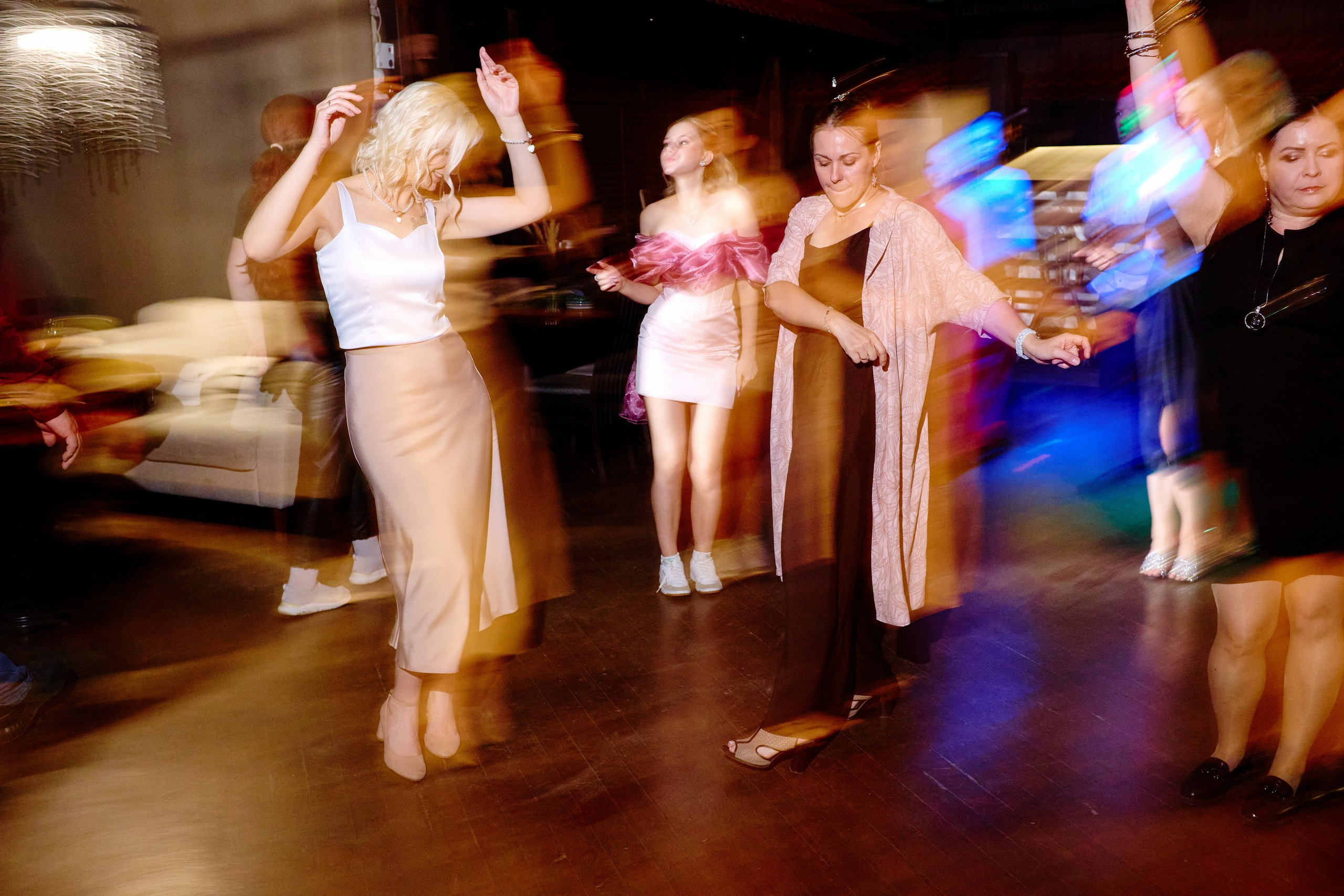 Выпускной 35 Сош. Фотограф Выпускные альбомы Таганрог Сергей Коробченко