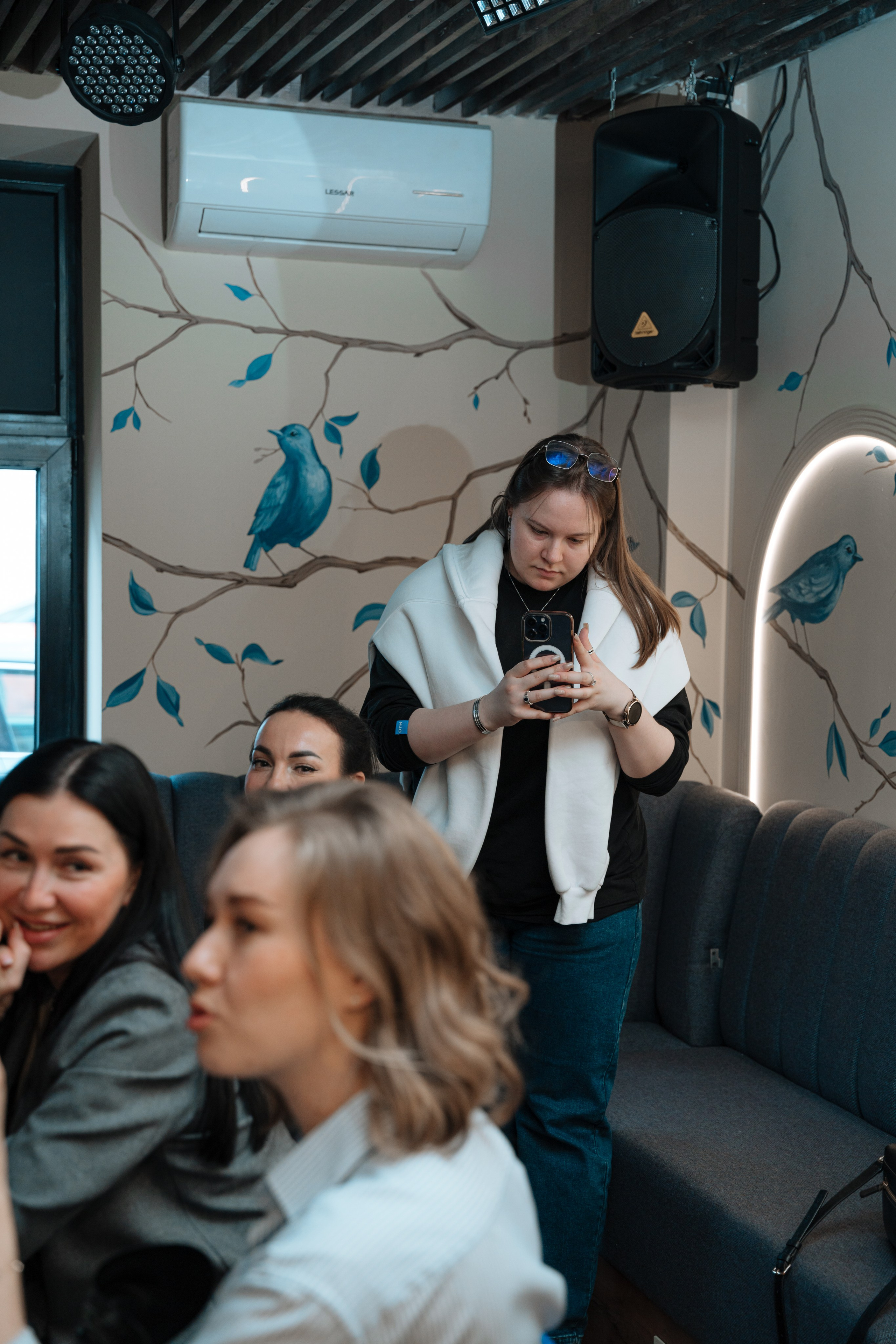 Мафия. Бар FINCH. ЖЕНСКИЙ КЛУБ LAXMI. Портретный фотограф в Санкт-Петербурге Дмитриева Наталия