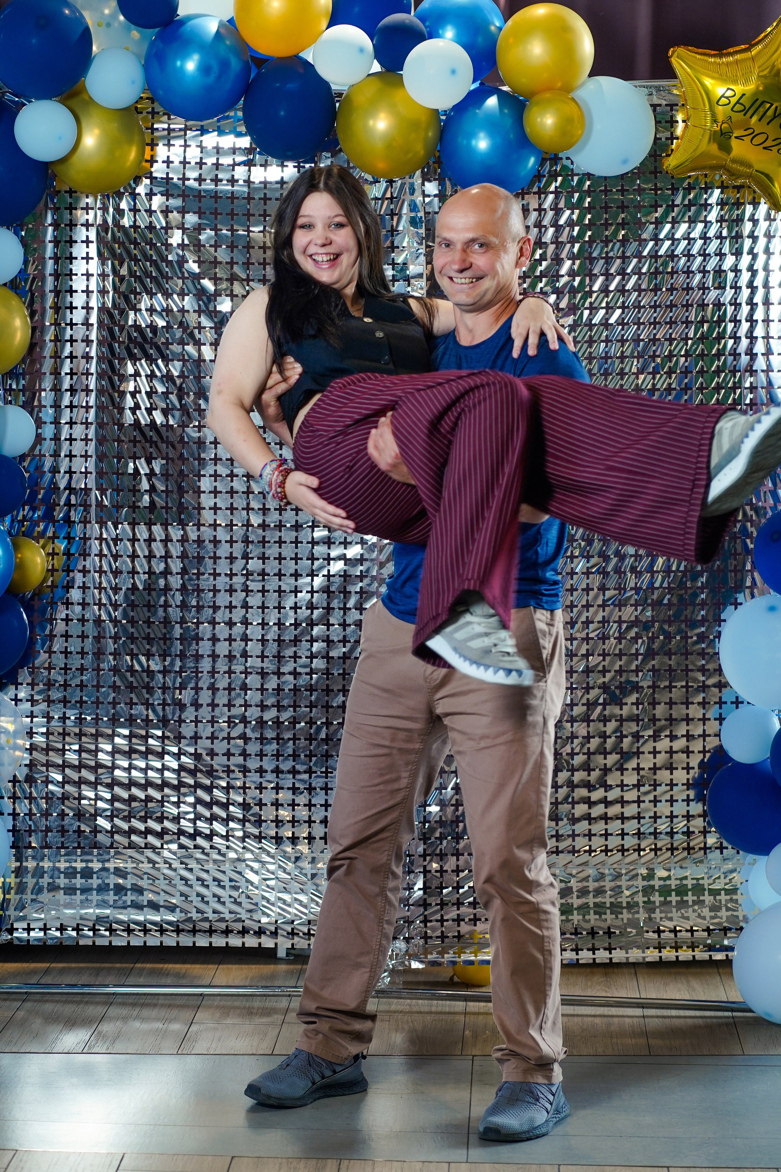 Выпускной вечер, гимназия № 40, 9 класс. Семейный и портретный фотограф в Екатеринбурге Анна Лобанова