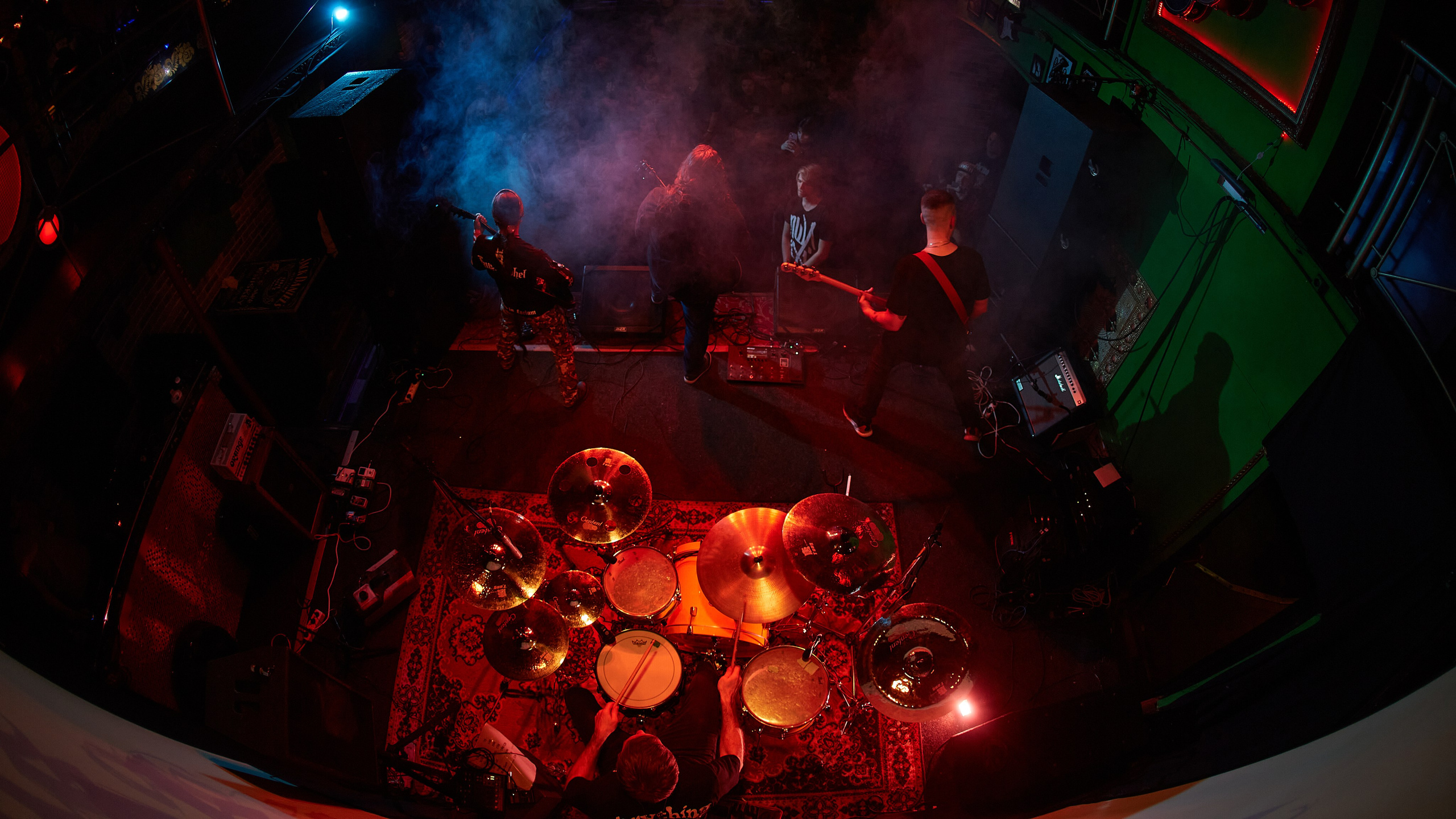 2023-11-03. Abysslooker