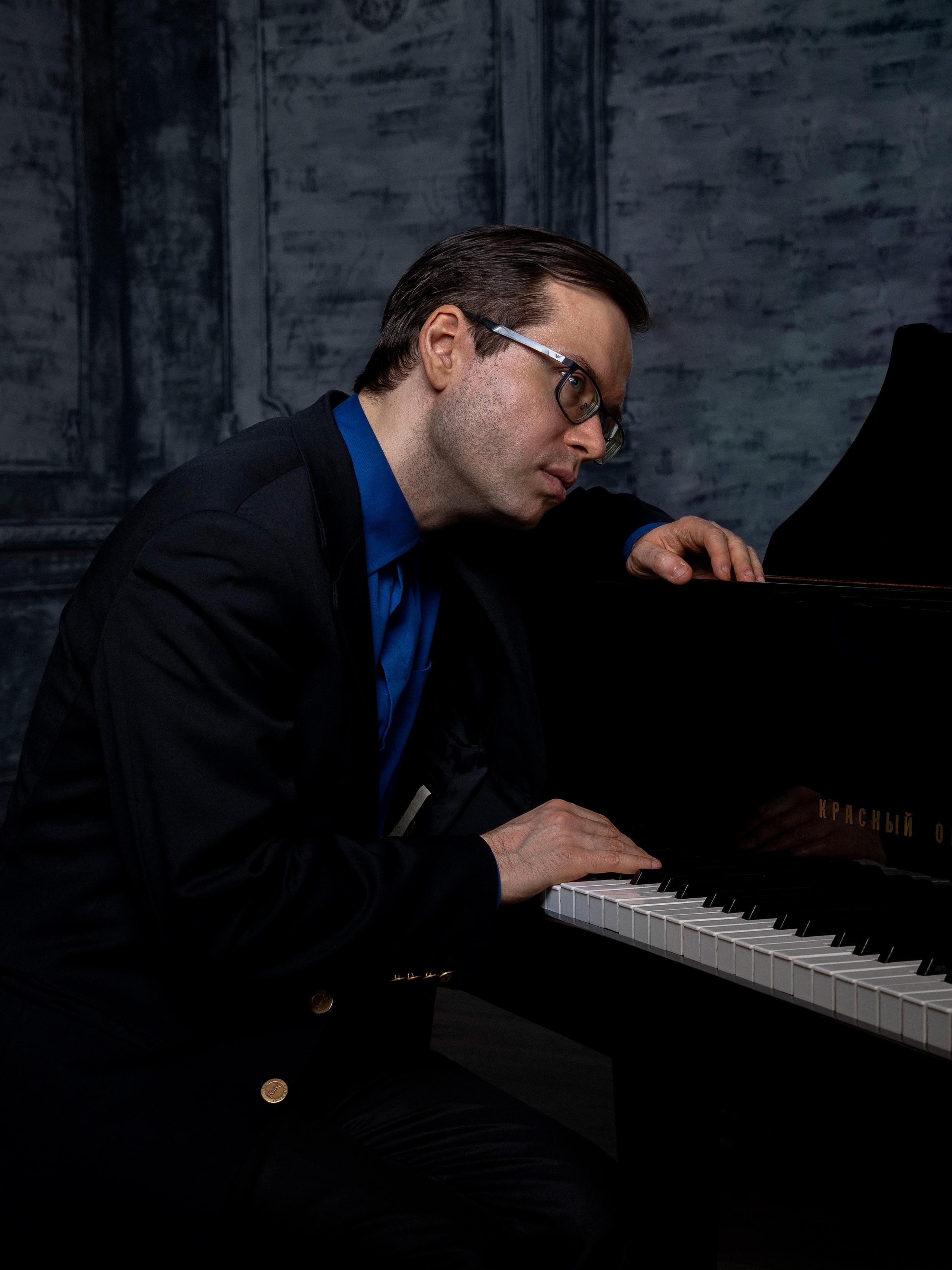 Maestro. Портретный фотограф Москва Белогорцев Сергей