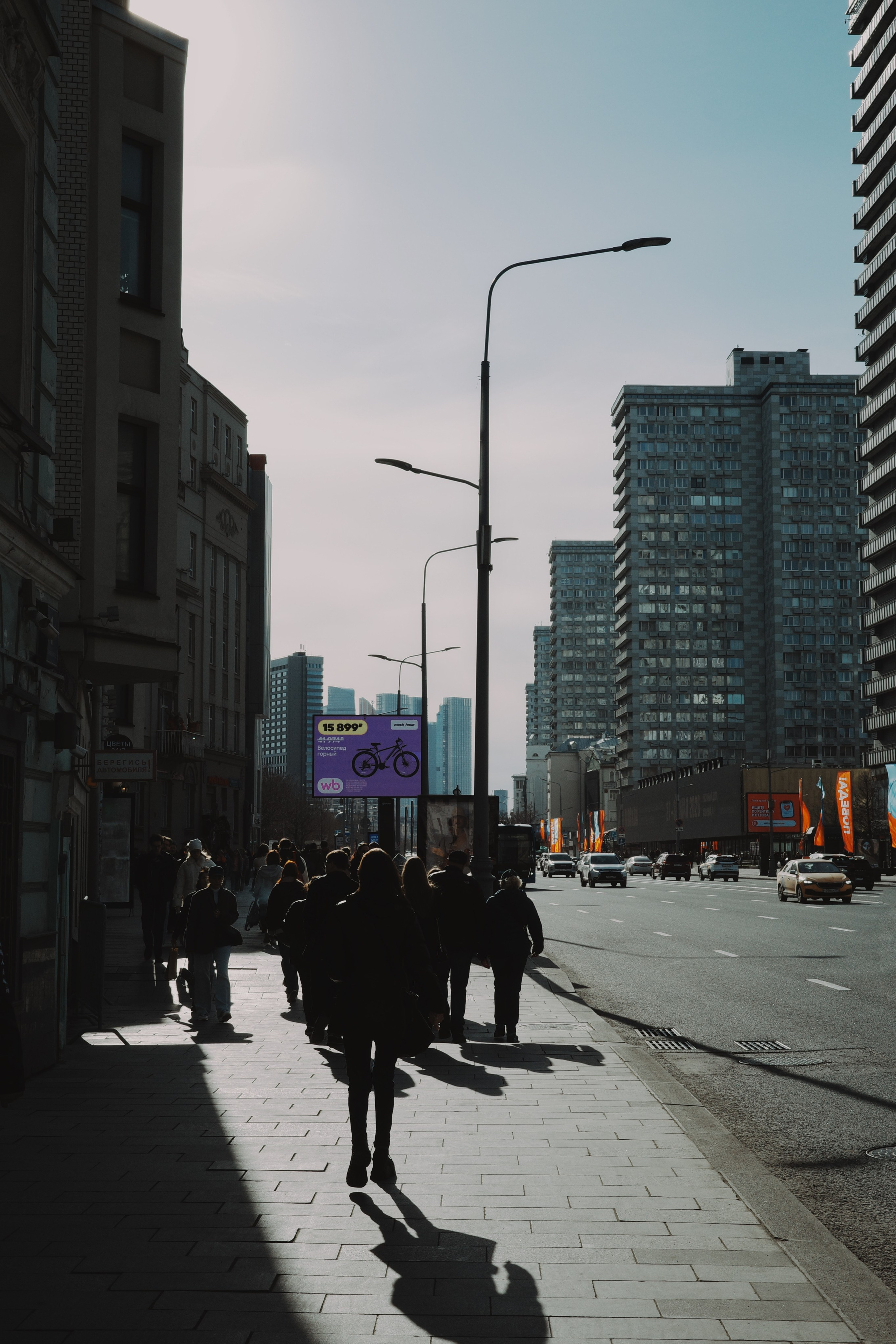 #47: Арбат / апрель 2026. Проект «Фотокладовка»: блог уличной фотографии в формате street photo