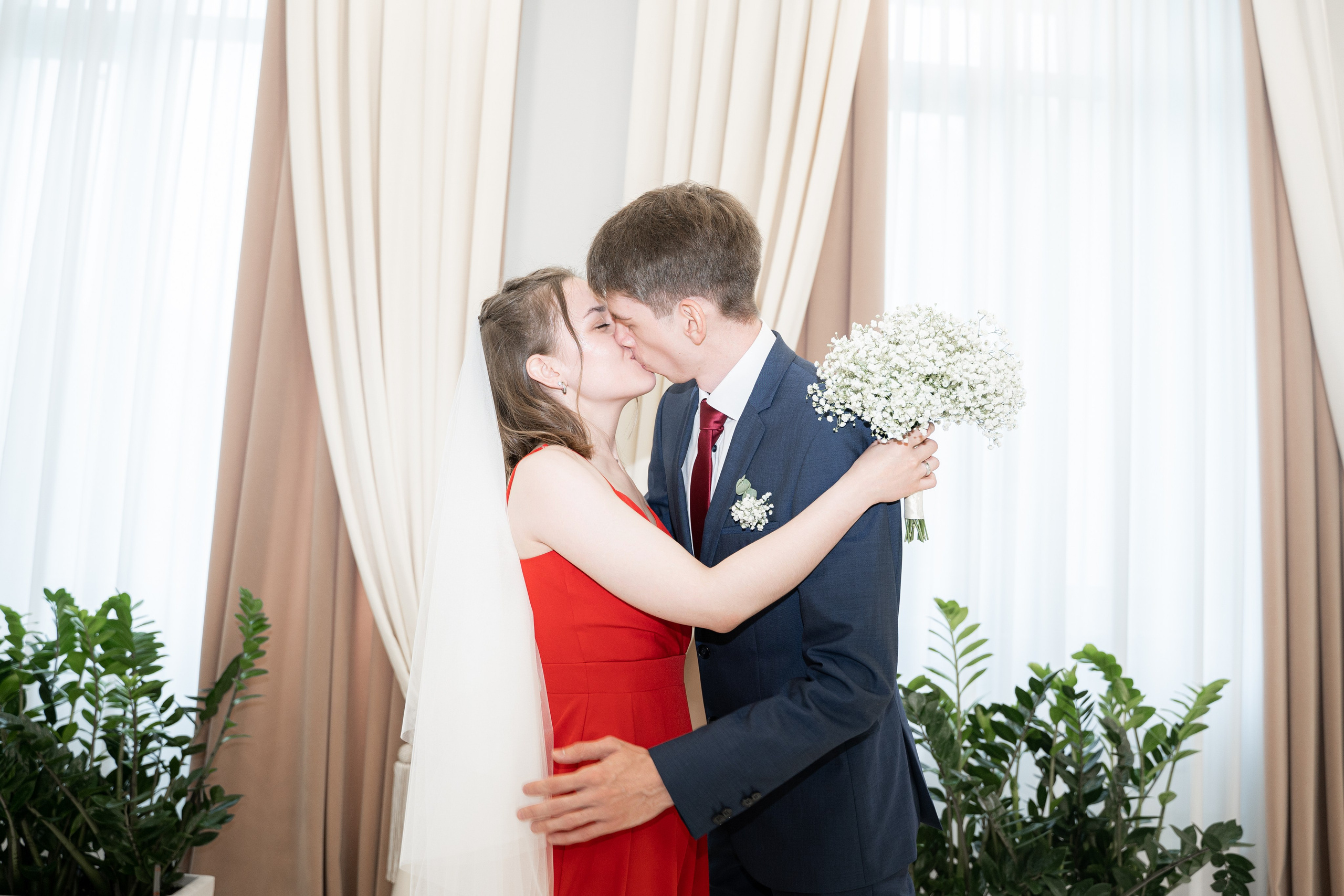 Гоша & Женя | Роспись, прогулка под дождем. Свадебный фотограф Москва Инесса Зверева