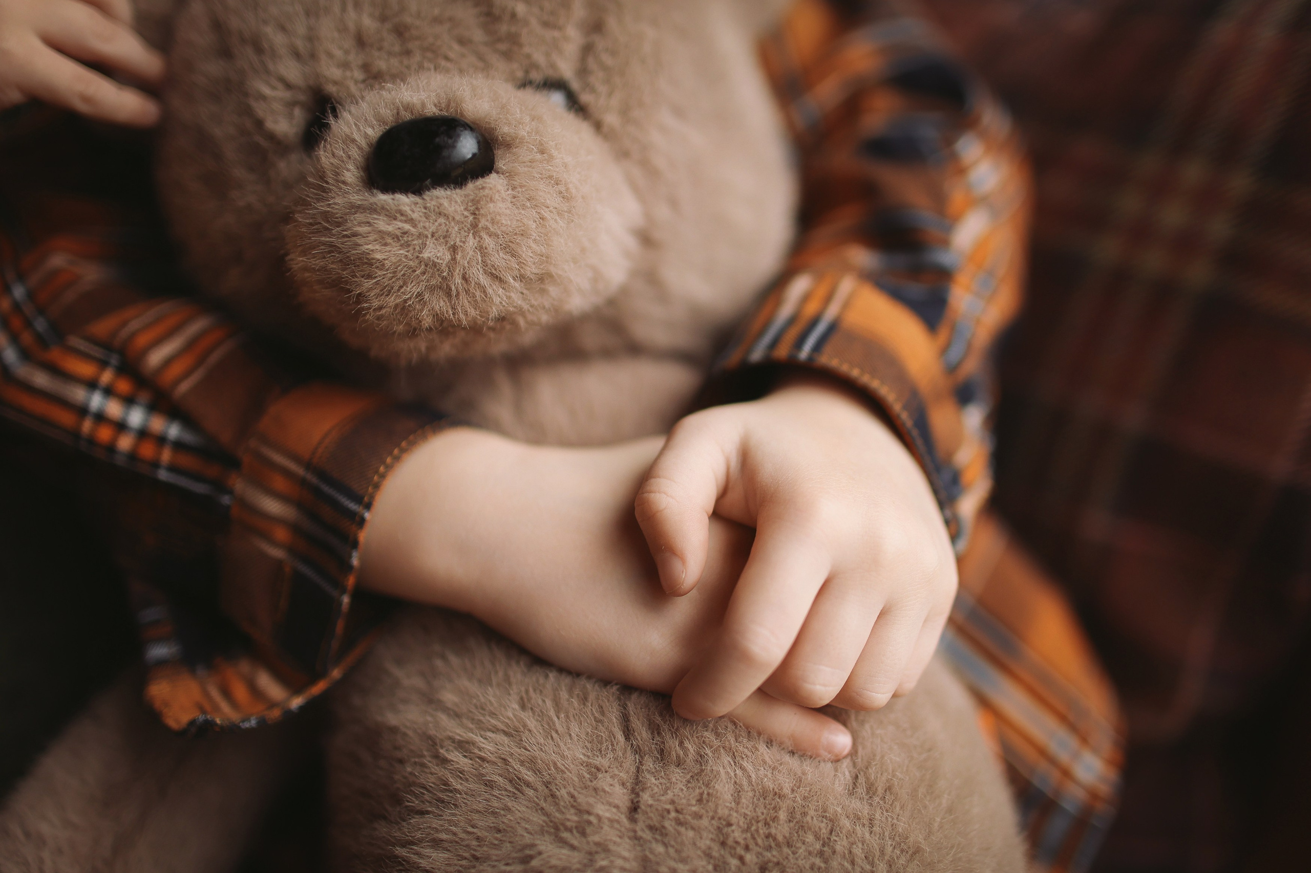 Семейная новогодняя фотосессия в загородном домике. Фотограф Владимир Москва