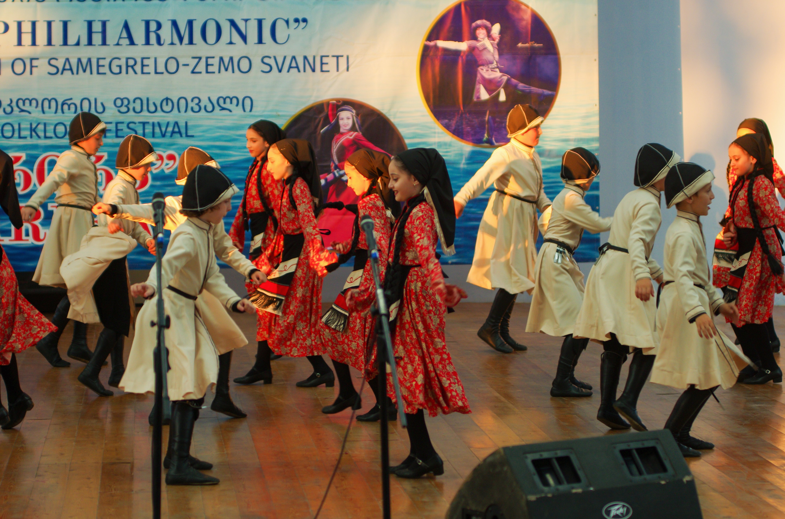 Кабулети Танцы. Портретный фотограф Денис Милютин