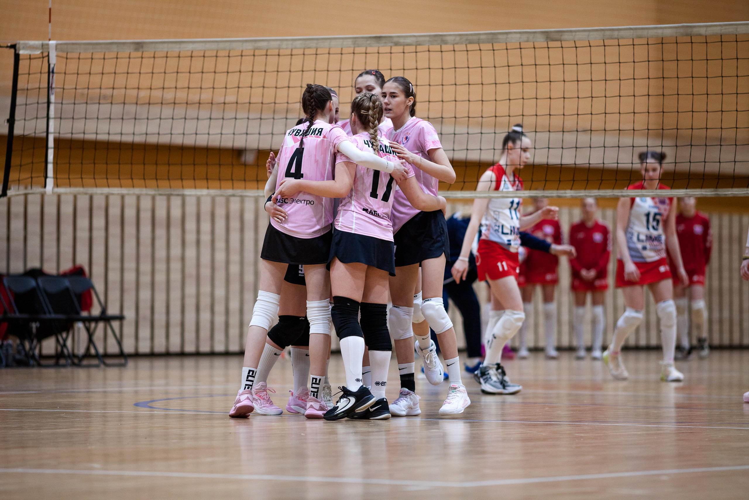 СШ11 — Искра / 1 игра. Фотография