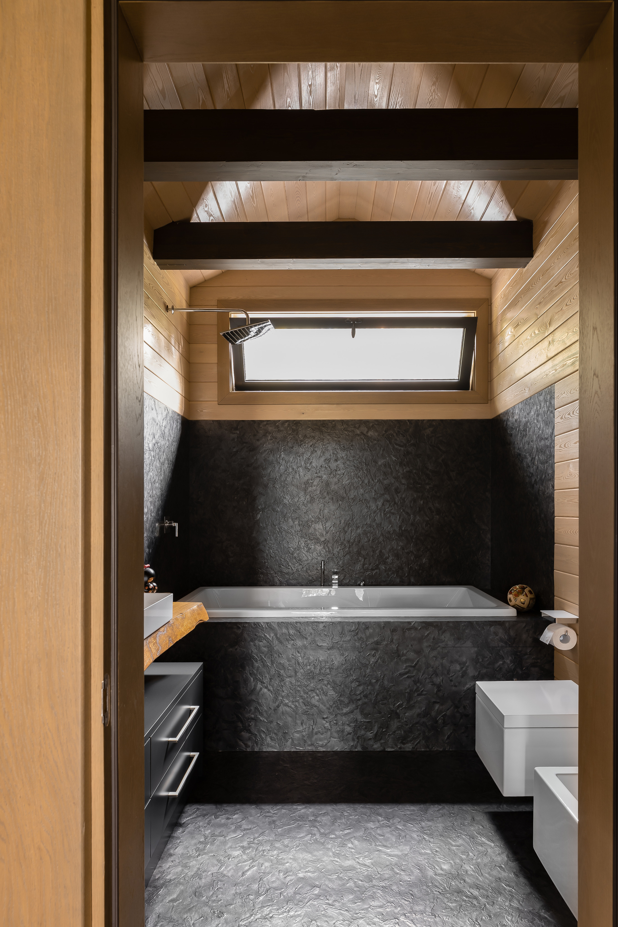 Загородный деревянный дом для спокойного отдыха. Интерьерный фотограф в Москве