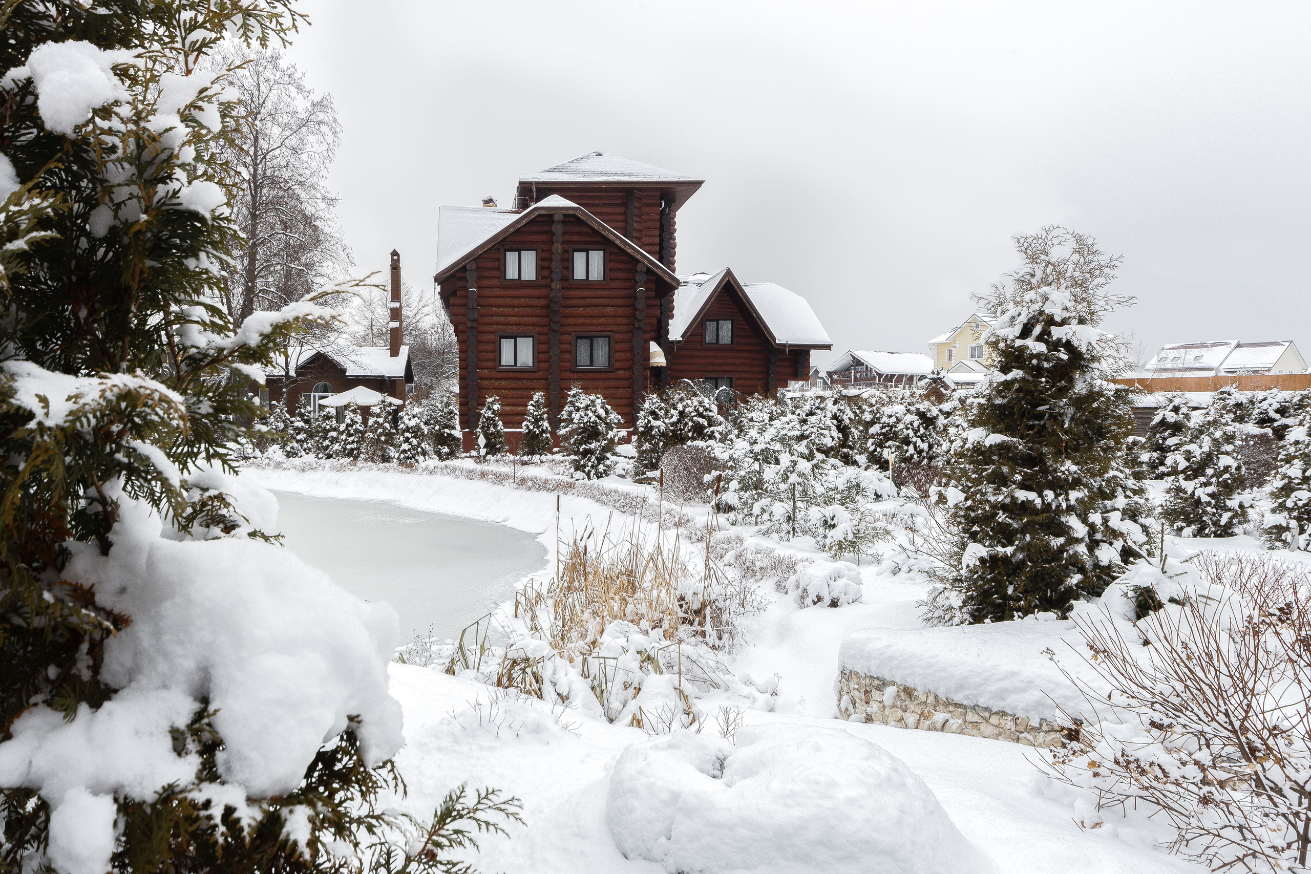 Территория клубного отеля в Подмосковье. Интерьерный фотограф в Москве