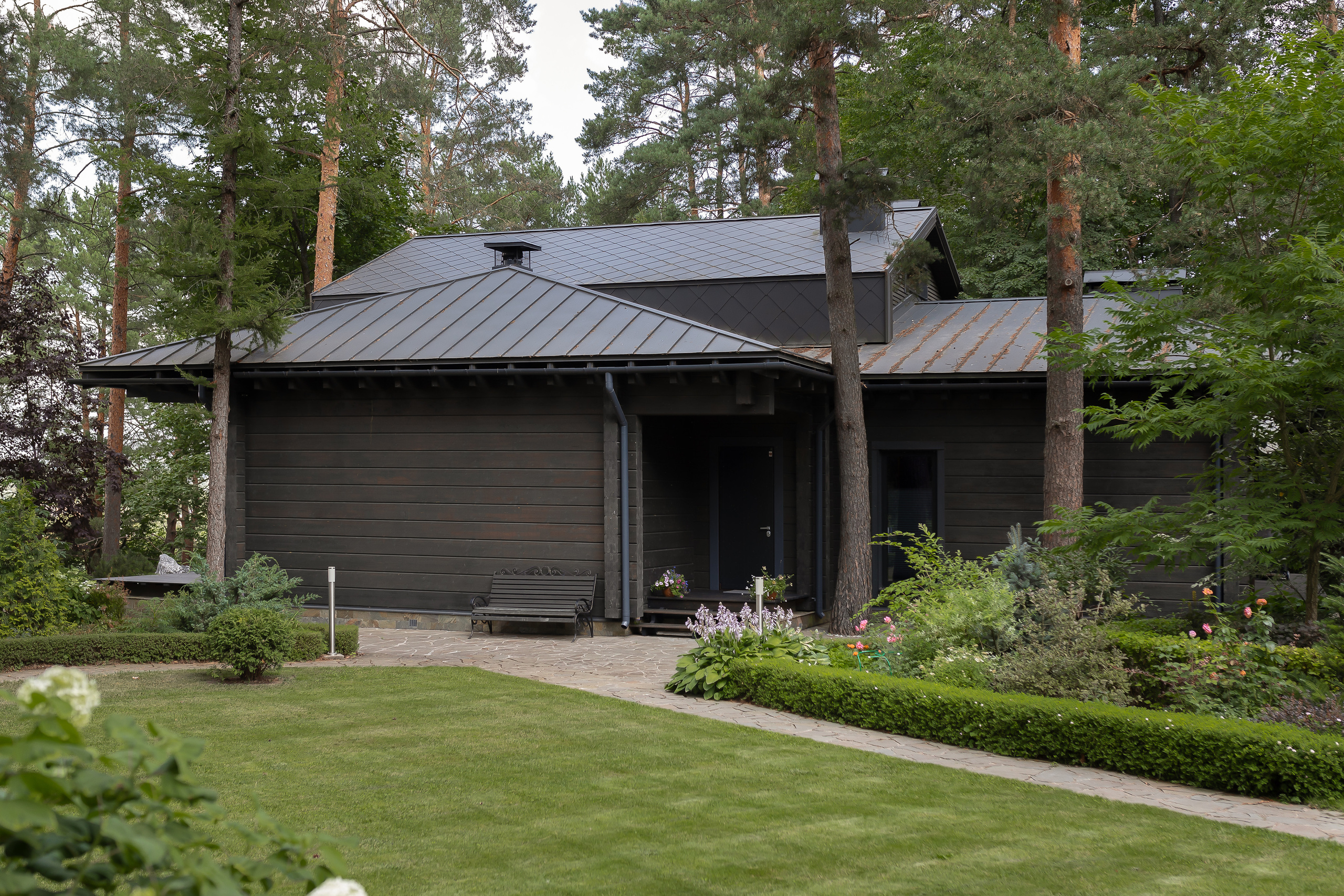 Загородный деревянный дом для спокойного отдыха. Интерьерный фотограф в Москве