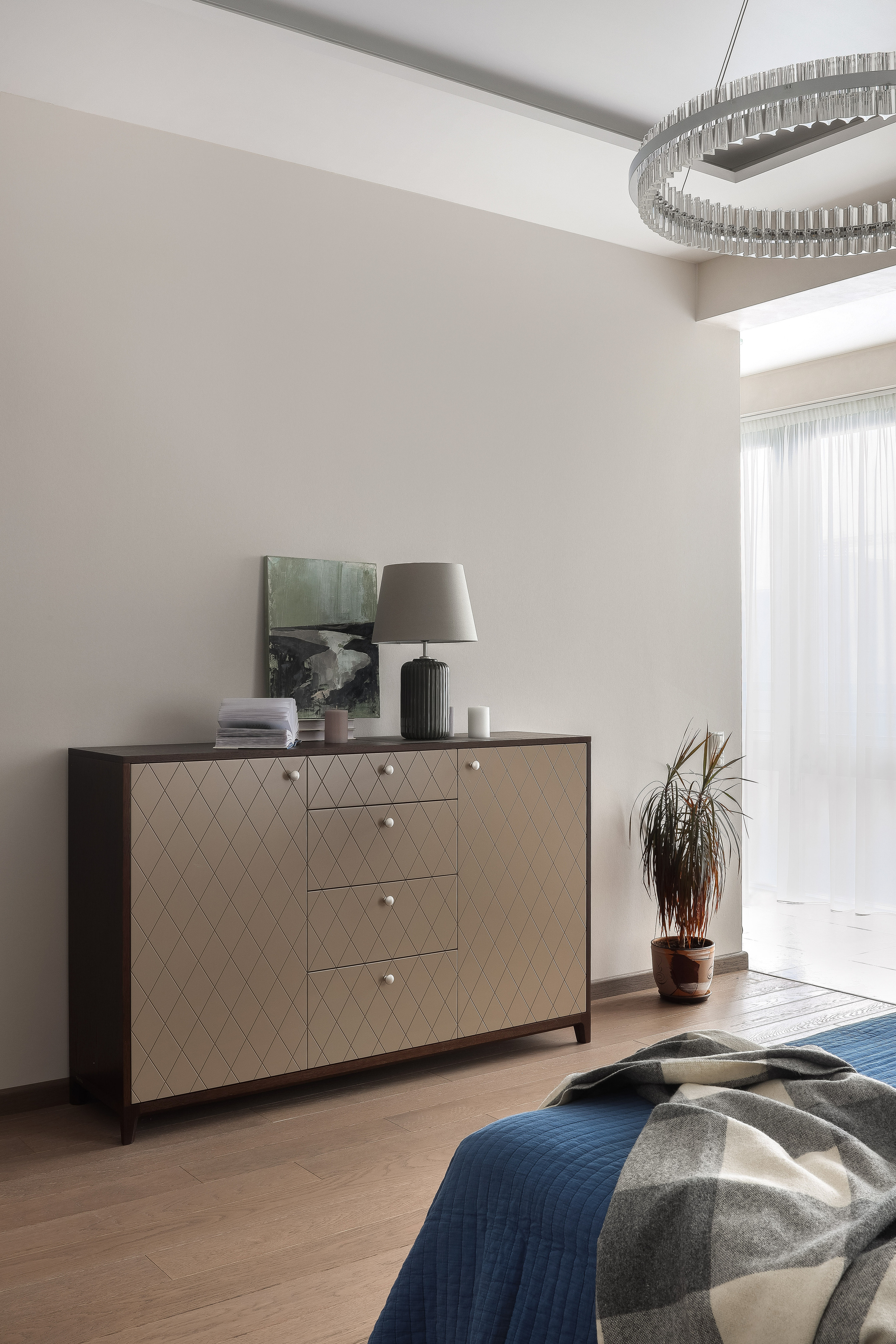 Квартира для молодой пары. Декорирование и фотосъёмка. Интерьерный фотограф в Москве