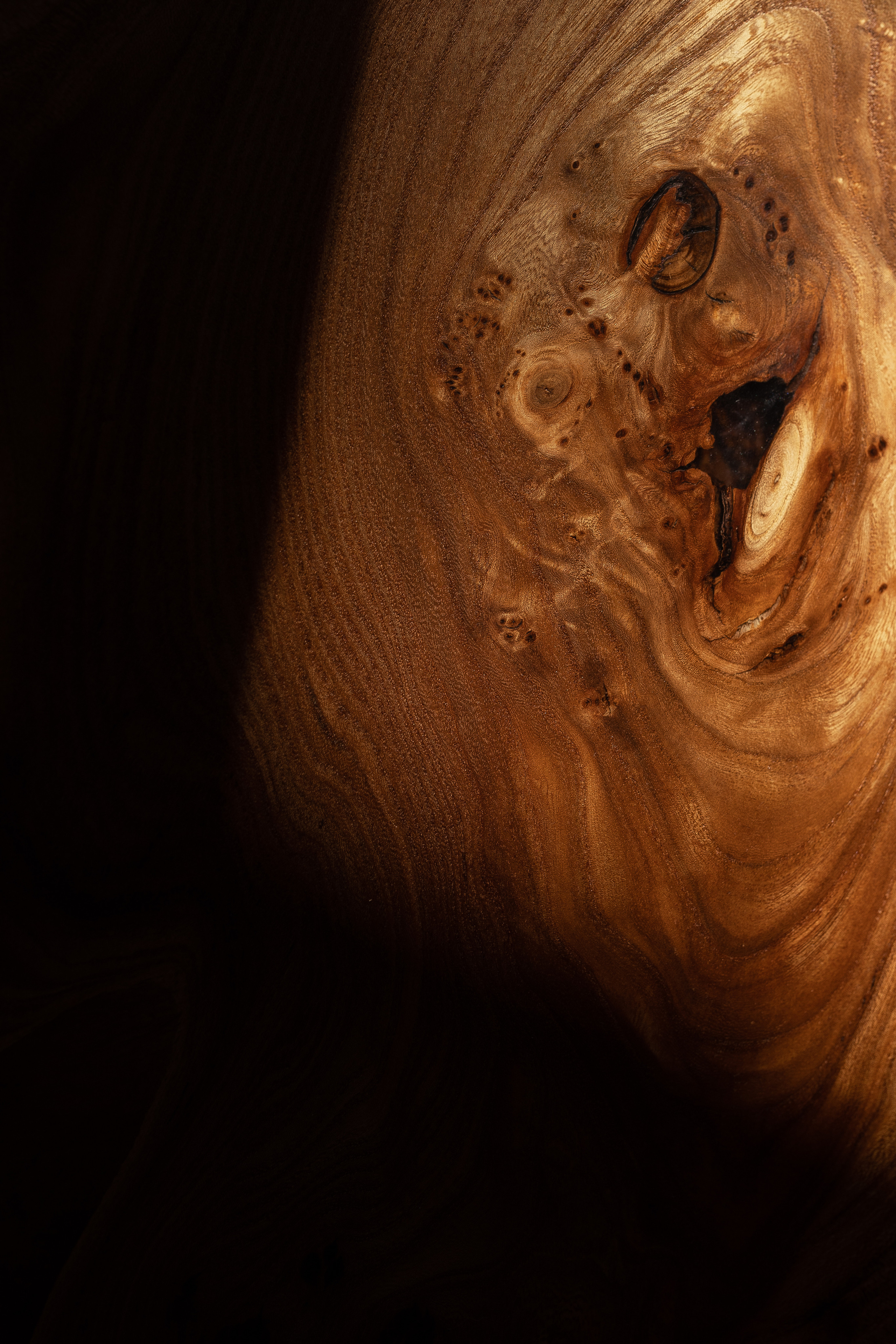 Столы из слэба в интерьере загородного дома. Интерьерный фотограф в Москве