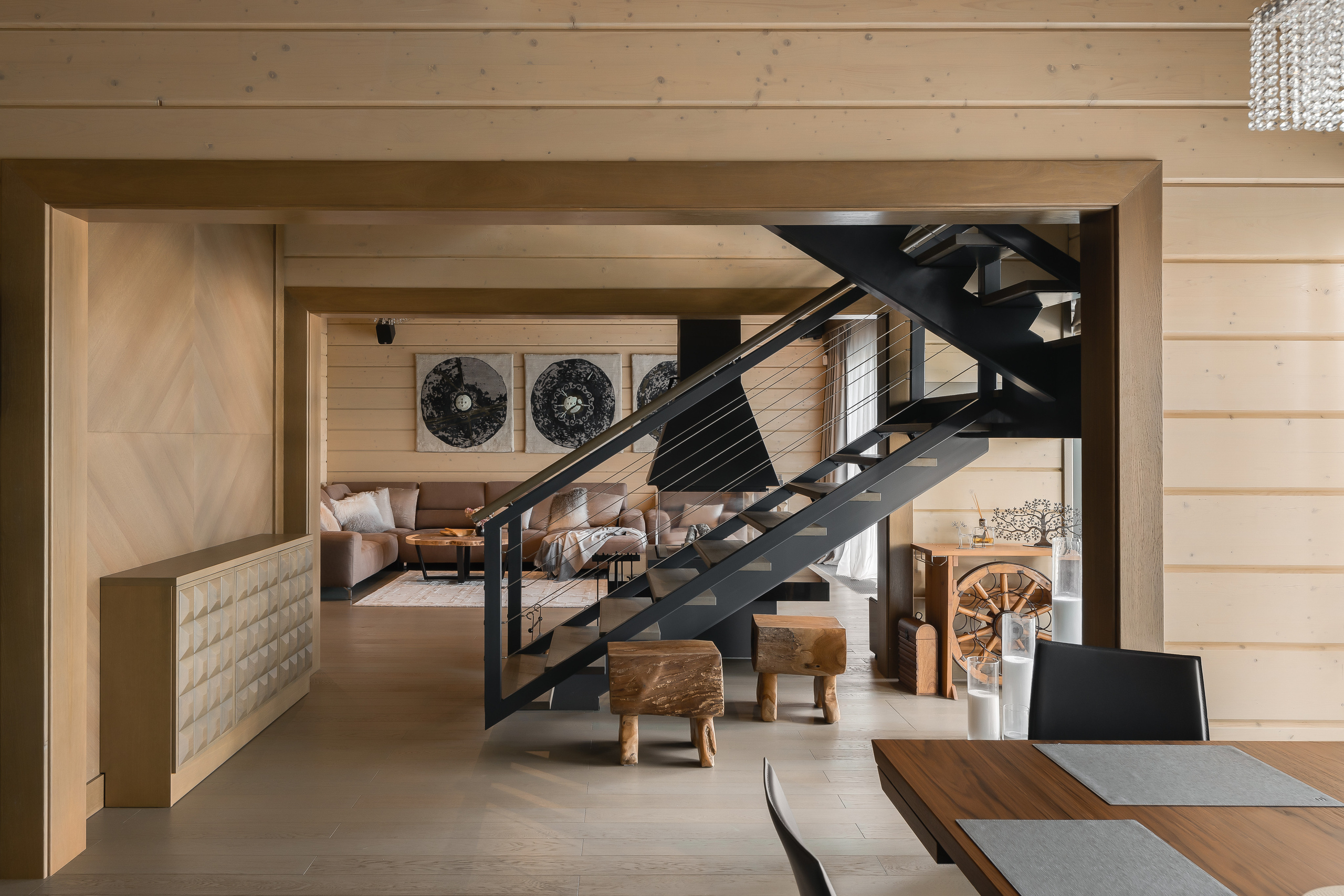 Загородный деревянный дом для спокойного отдыха. Интерьерный фотограф в Москве