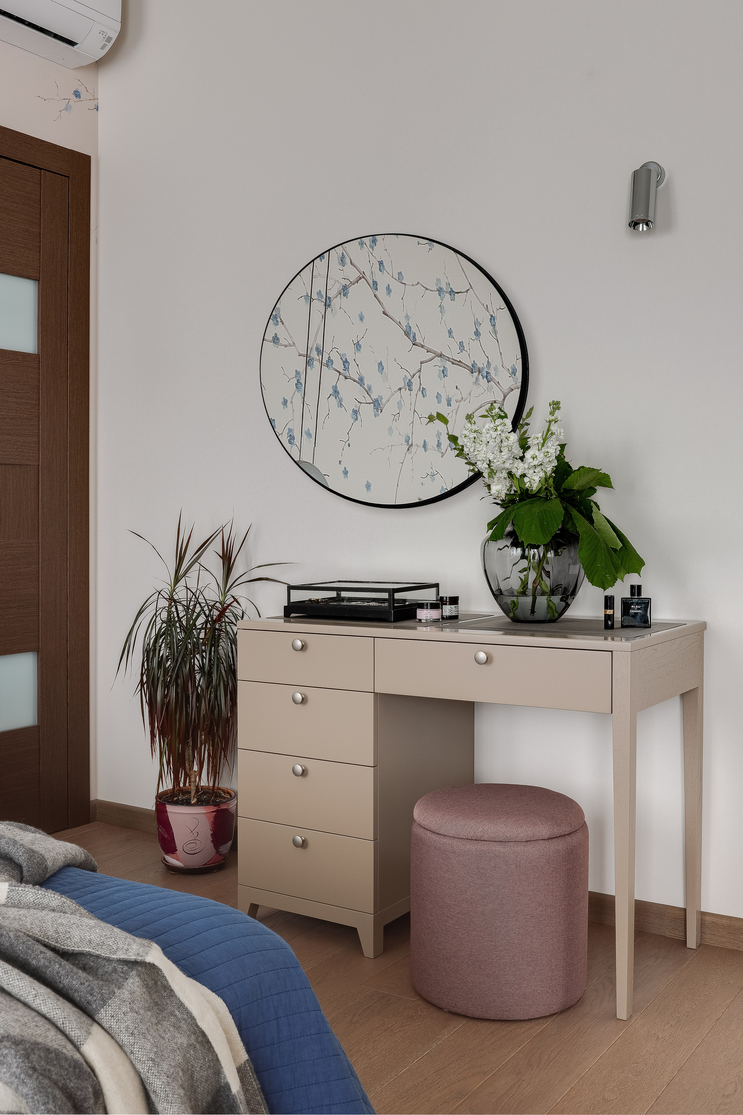 Квартира для молодой пары. Декорирование и фотосъёмка. Интерьерный фотограф в Москве