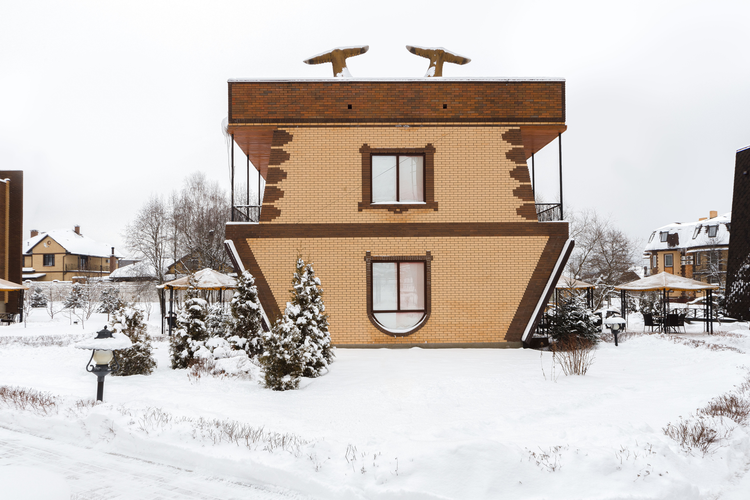 Территория клубного отеля в Подмосковье. Интерьерный фотограф в Москве
