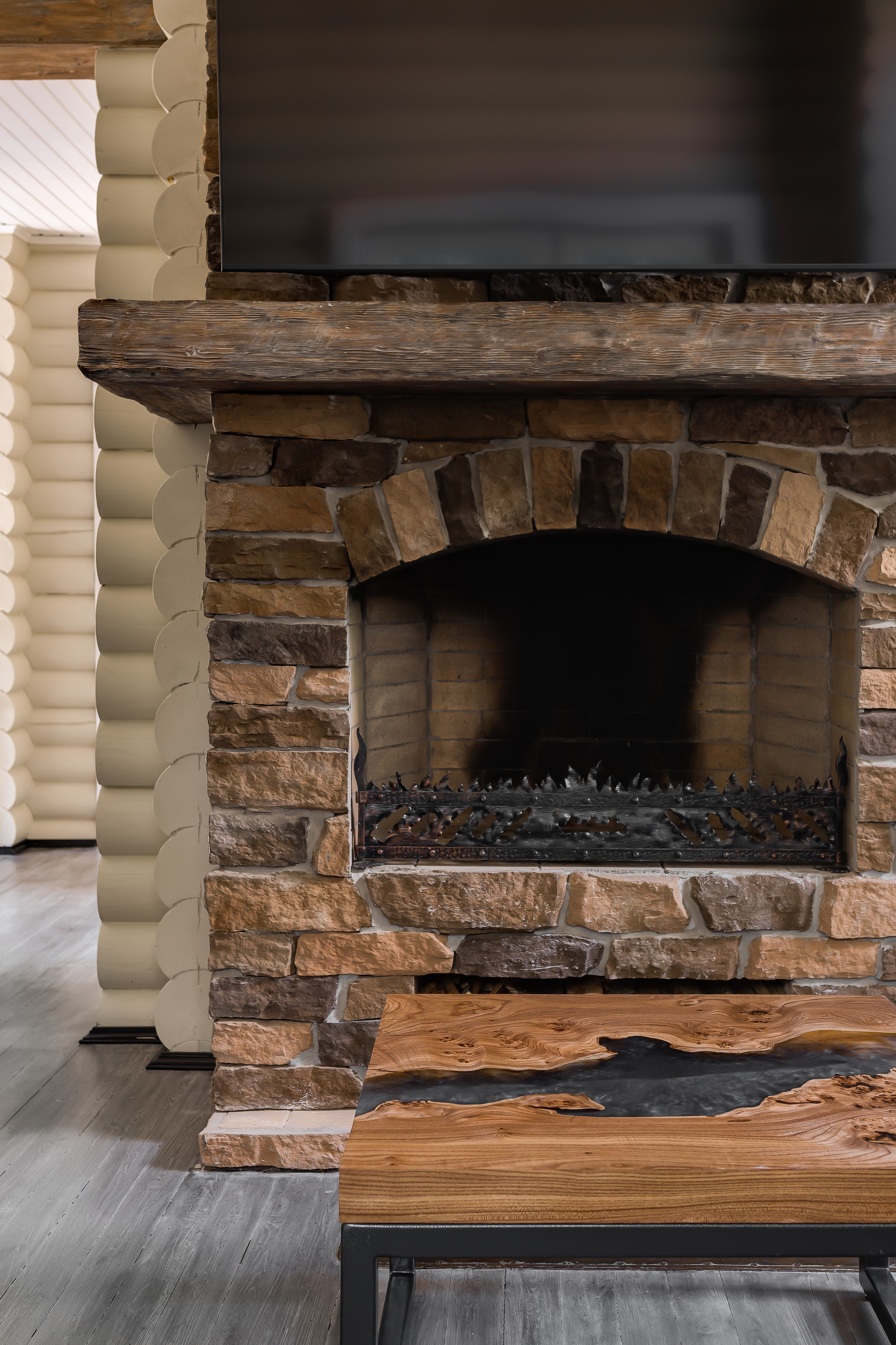 Столы из слэба в интерьере загородного дома. Интерьерный фотограф в Москве