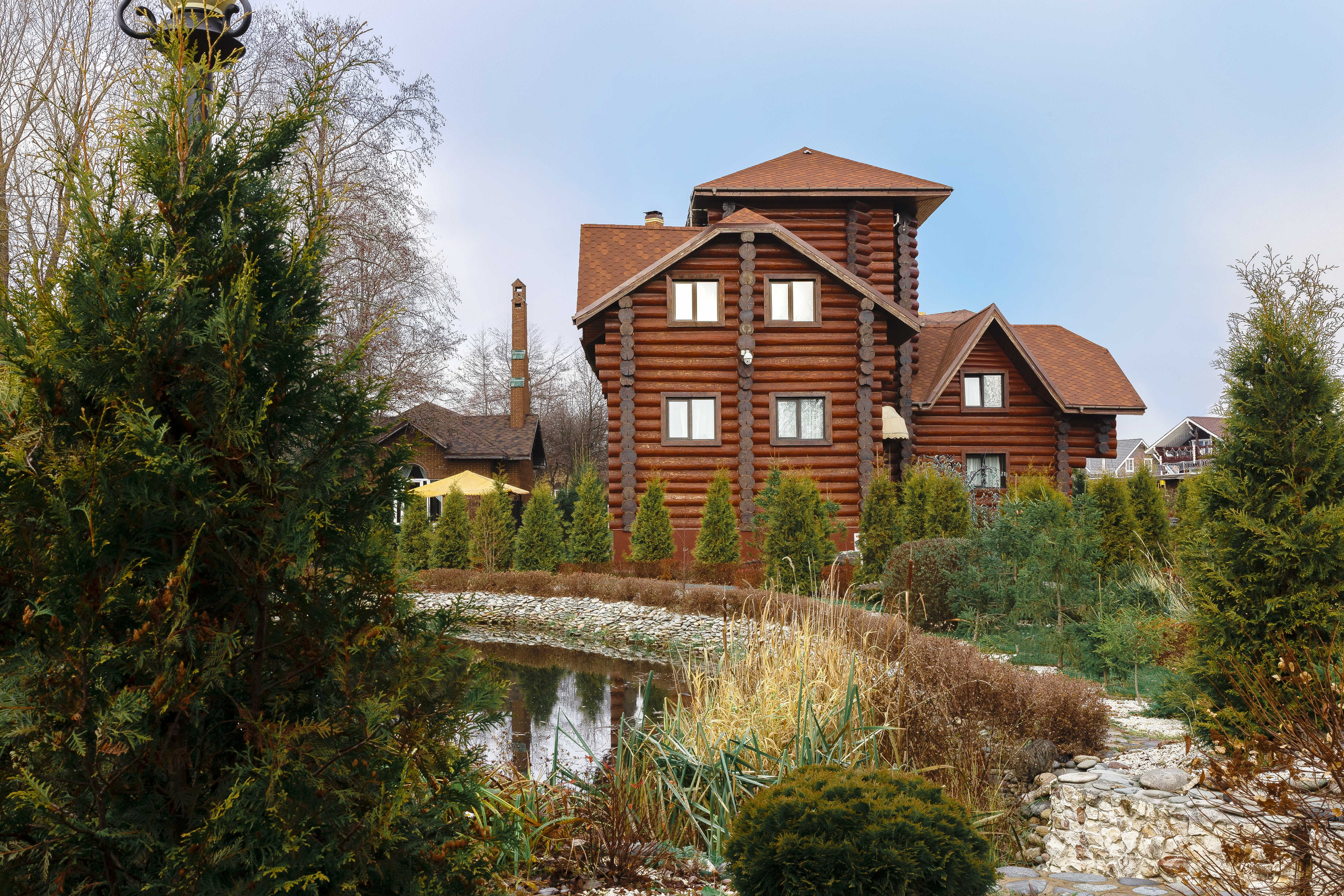 Территория клубного отеля в Подмосковье. Интерьерный фотограф в Москве