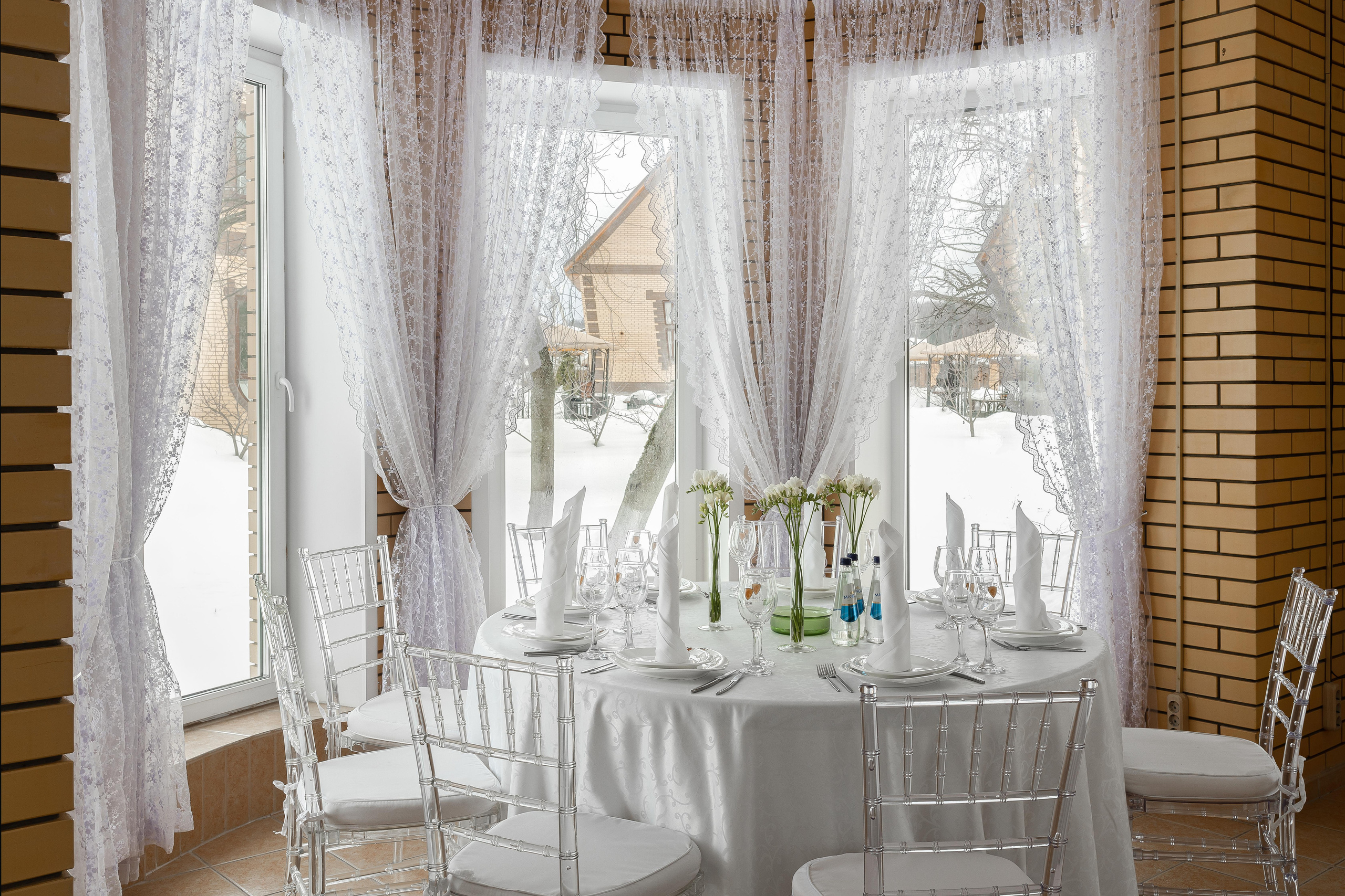 Территория клубного отеля в Подмосковье. Интерьерный фотограф в Москве