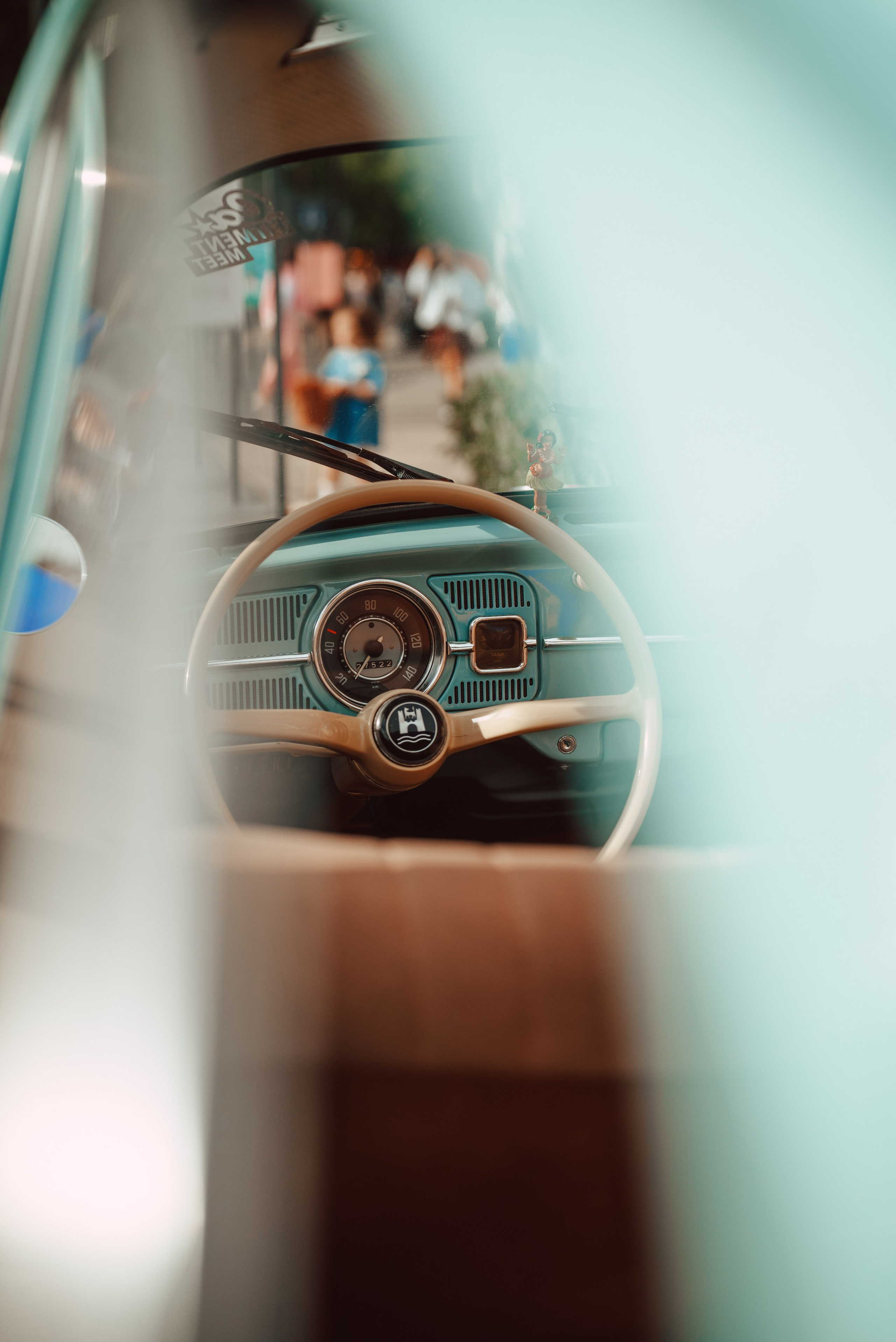 Volkswagen Beetle. DeLorein