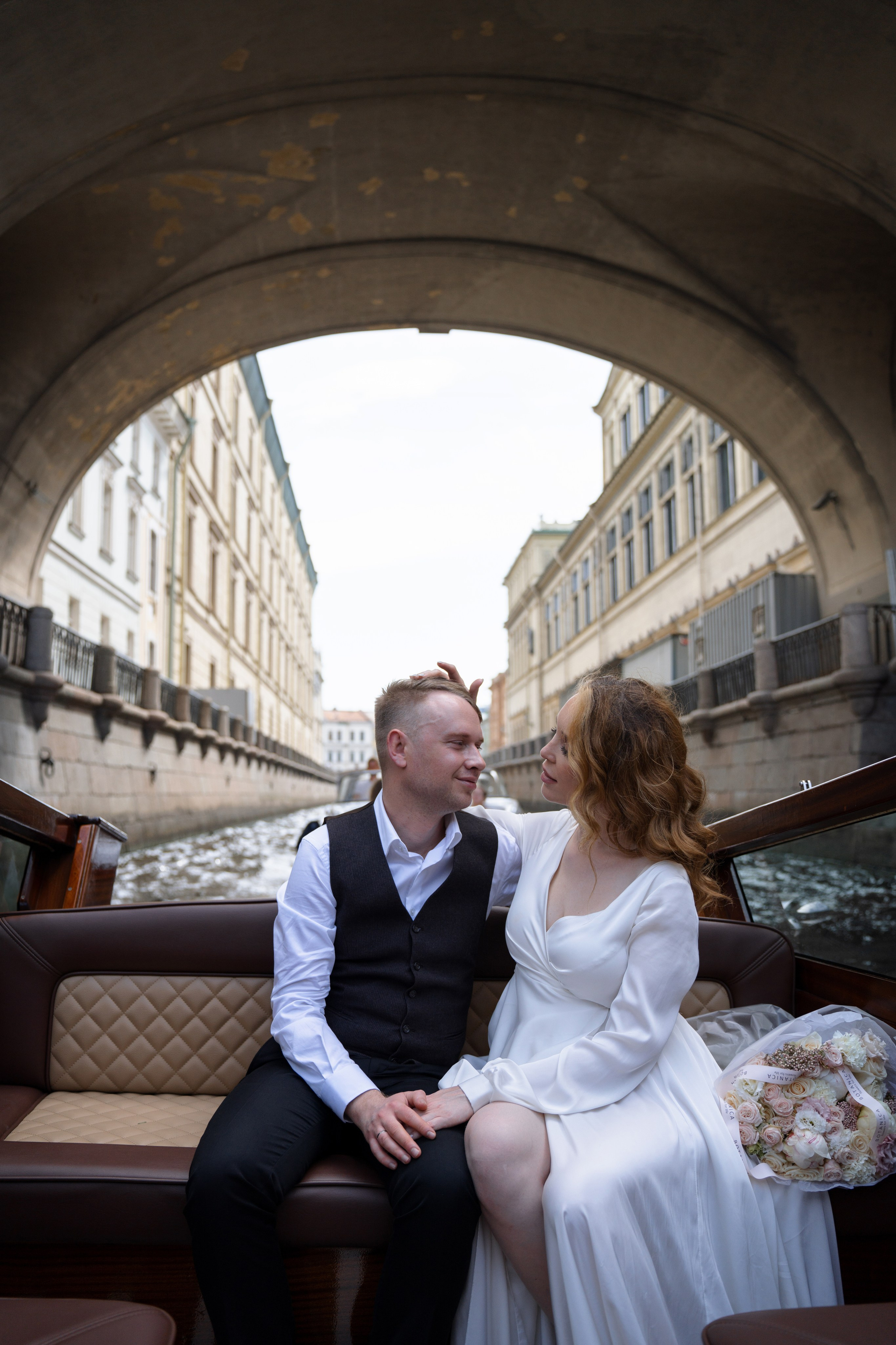 Свадьба на катере. Фотограф Оксана Шавва