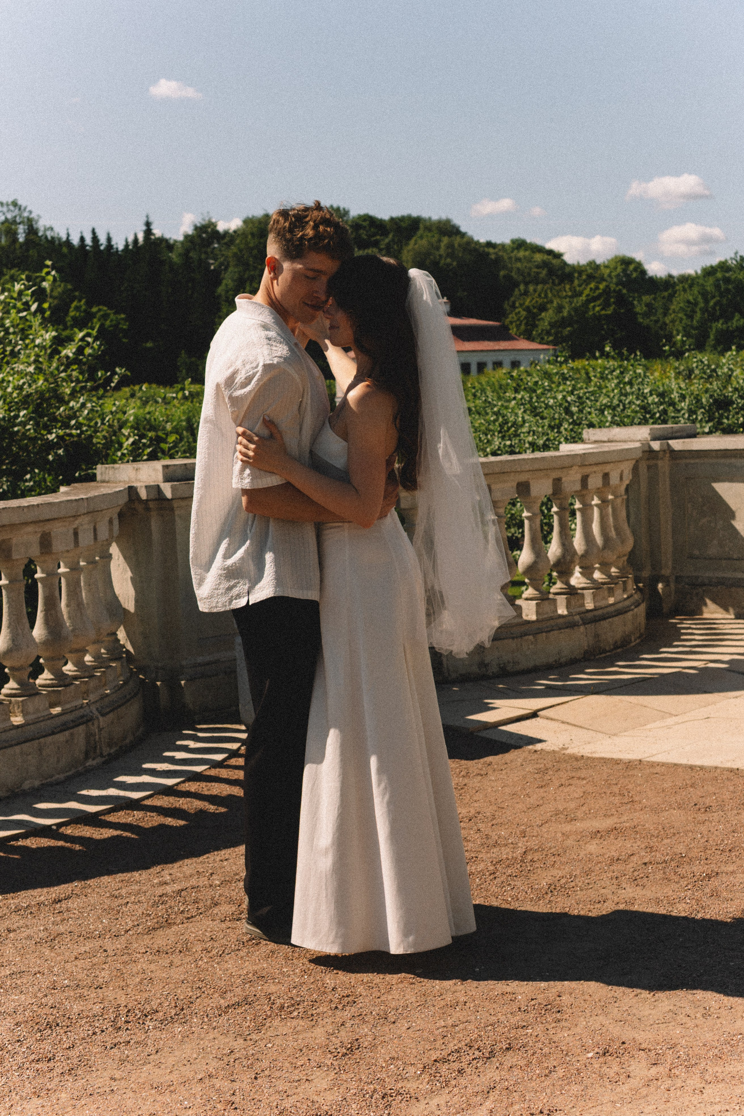 СВАДЕБНАЯ СЬЕМКА В ПЕТЕРГОФЕ И СЬЕМКА РЕПОРТАЖА В ЗАГСЕ ПЕТЕРГОФА. Профессиональный фотограф, Санкт-Петербург — Виктория Богомолова