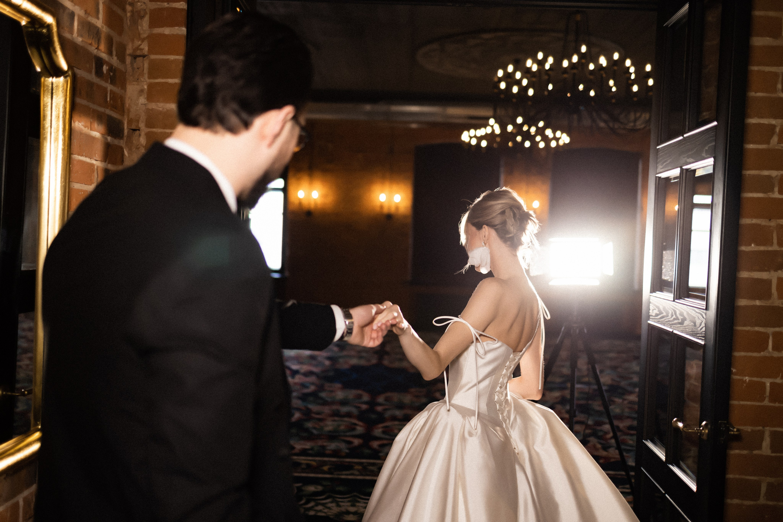 Свадебная в ресторане. Фотограф Арина Шмакова