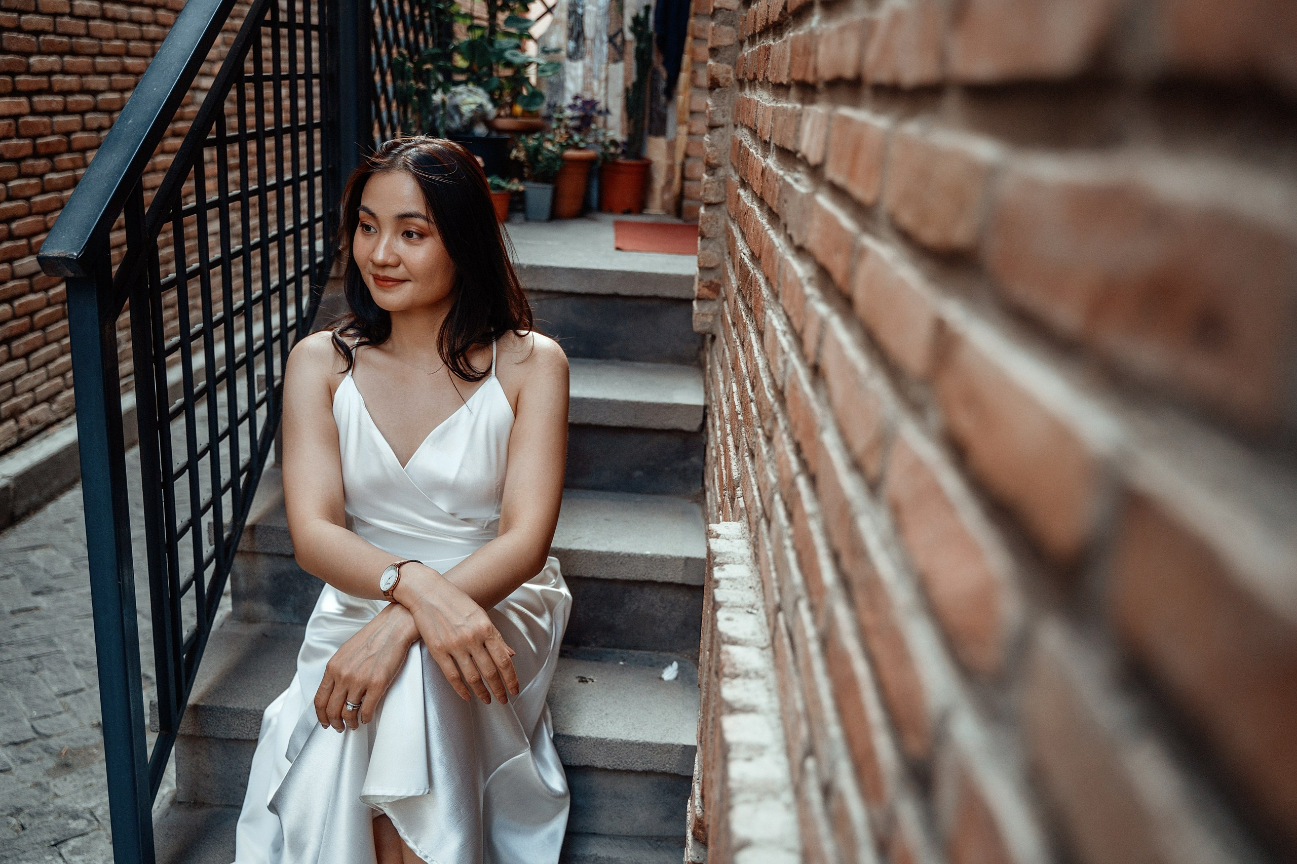 Alaeddine & Matika on the Peace Bridge in Tbilisi. Photographer Sergey Otkrytyi in Batumi & Tbilisi