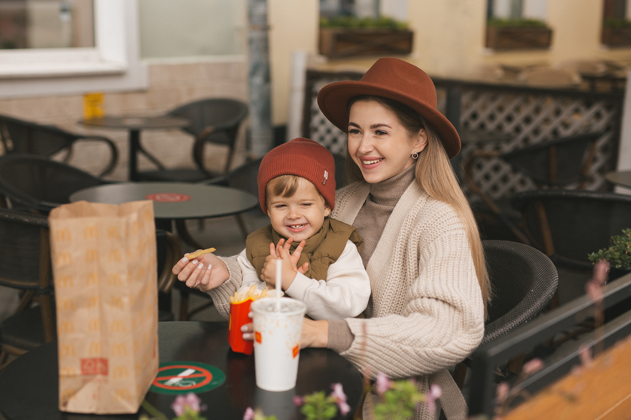 Маша и Мирон, городская прогулка. Семейный фотограф в Москве Марина Петра