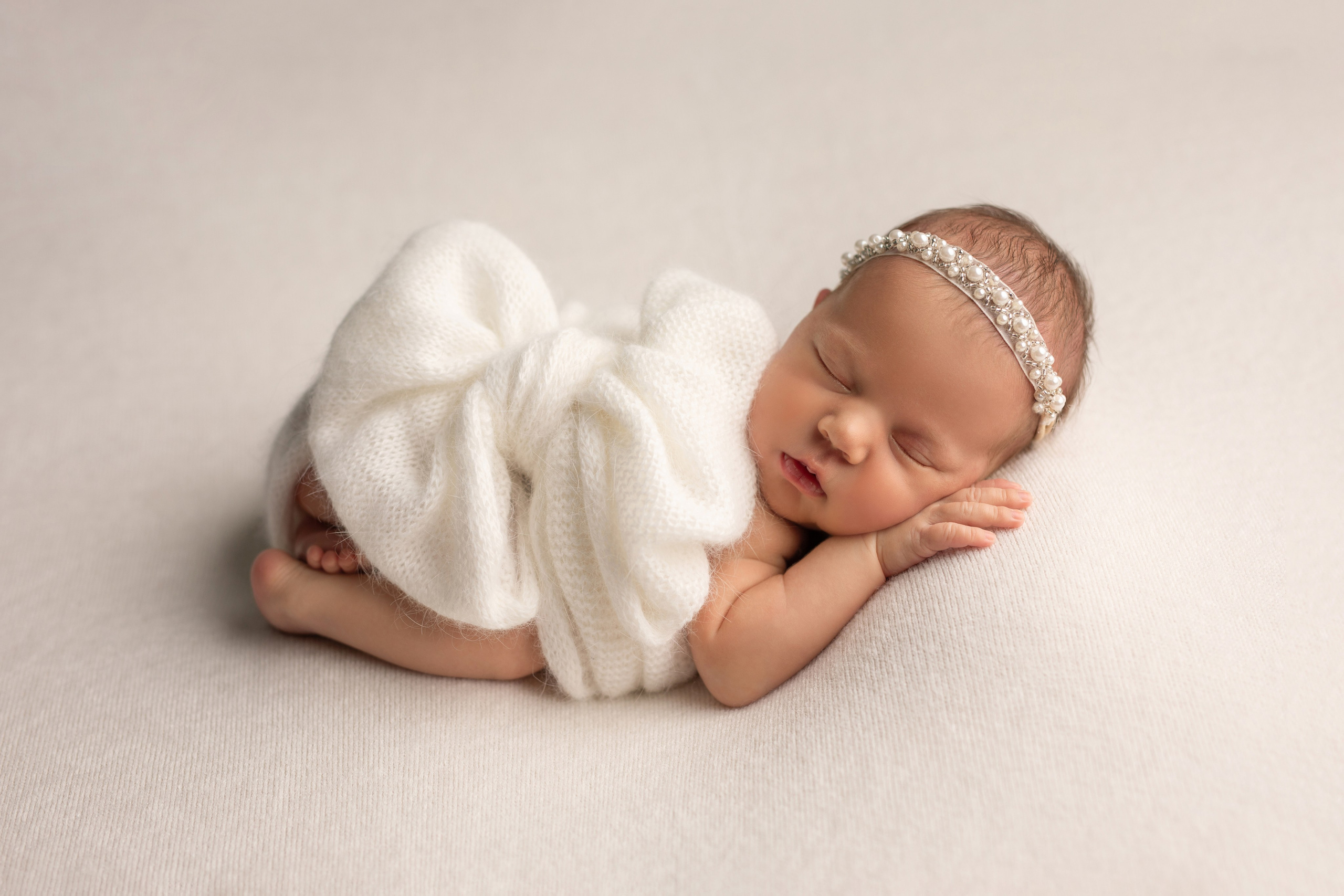 НОВОРОЖДЁННЫЕ. Фотограф новорожденных ньюборн в Новосибирске