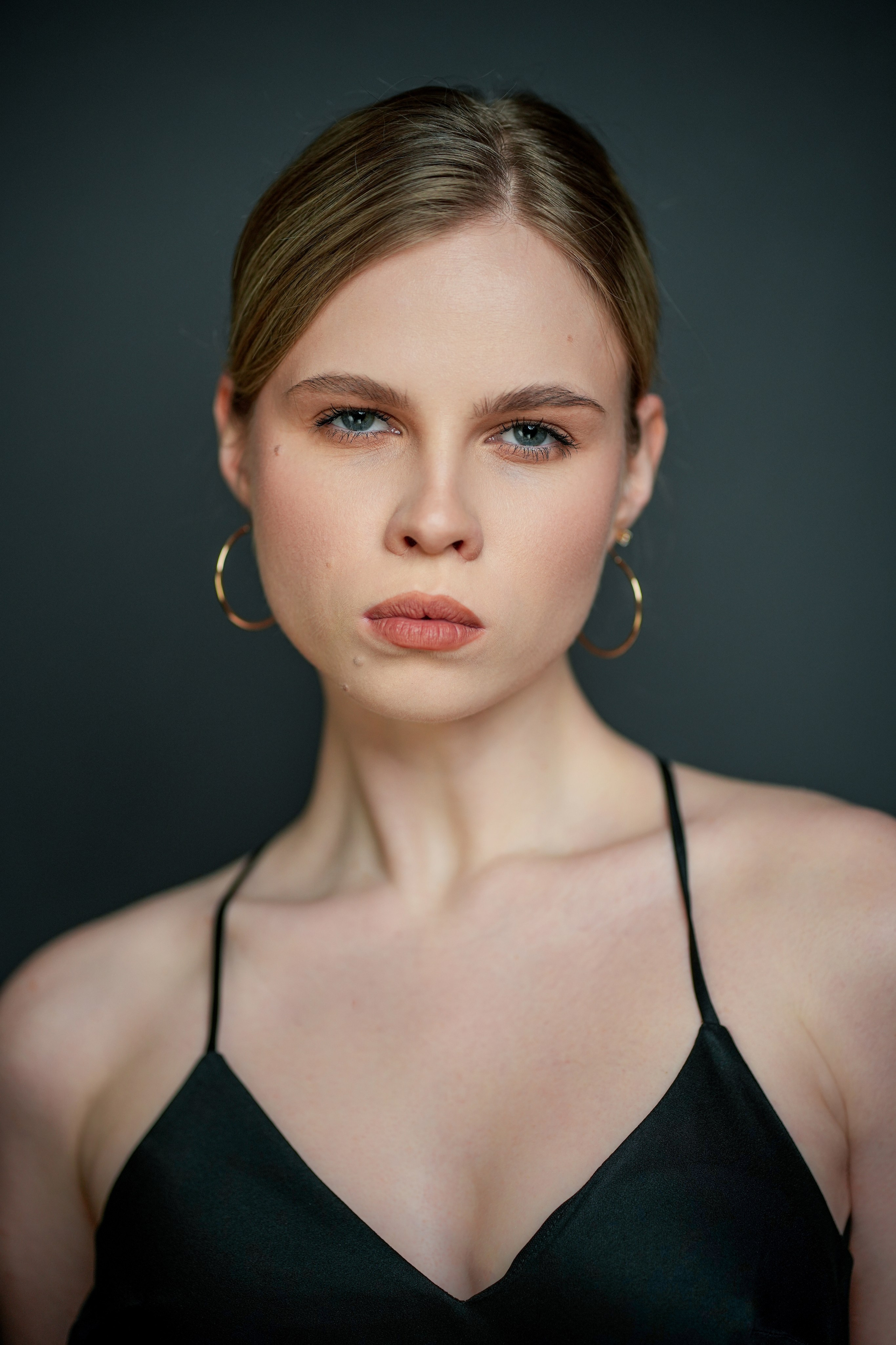 Актриса Анастасия Кузнецова. Портретная съемка в Москве, студийный фотограф Игорь Фомин