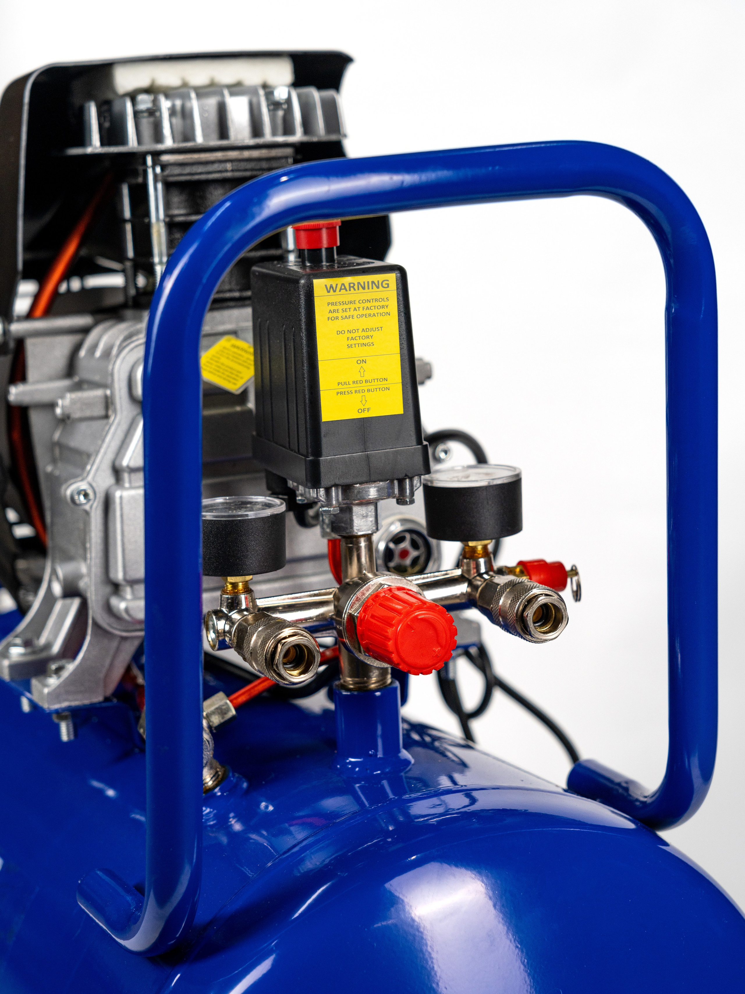 Выездная съемка крупногабаритного товара у заказчика. Олейник Денис — предметный фотограф, фотограф для маркетплейсов в Казани